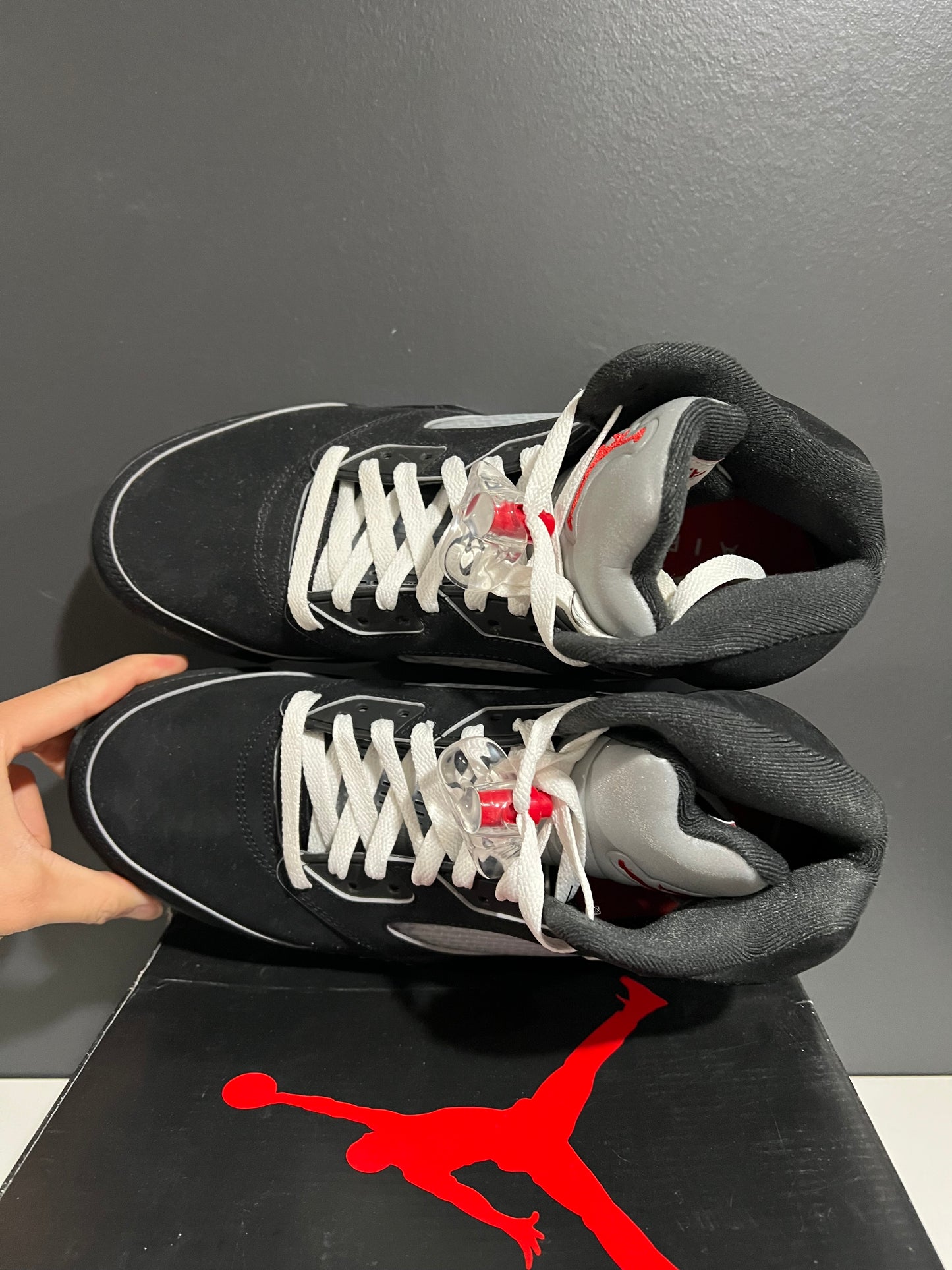 USED Air Jordan 5 Retro OG Black Metallic Reimagined HF3975-001 SIZE 9.5M OG ALL JN25-122