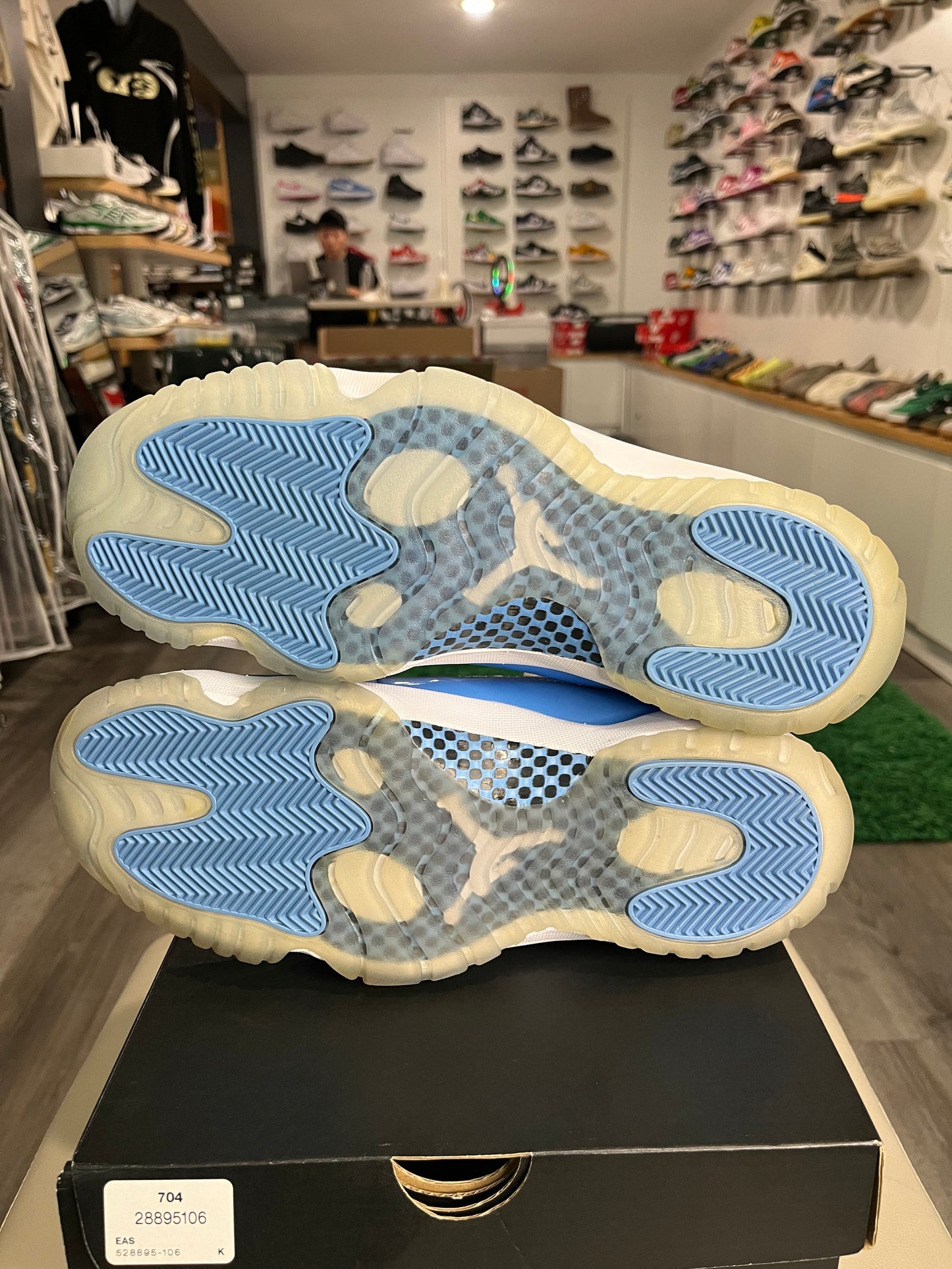 Air Jordan 11 Retro Low UNC 528895-106