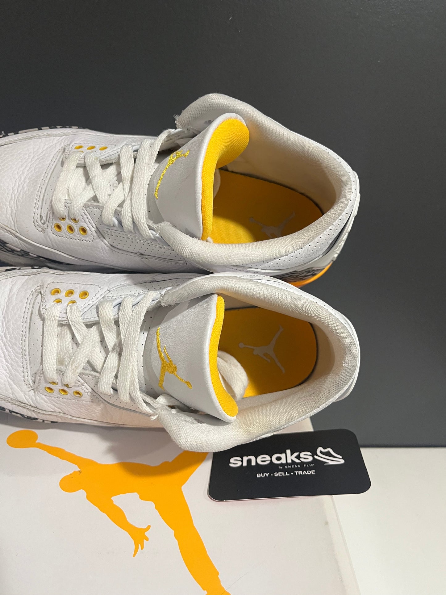 Jordan 3 Retro Laser Orange (Women's) - Used