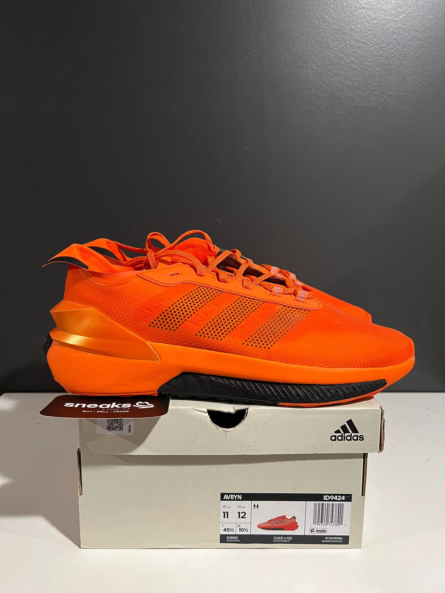 adidas Avryn Orange Black