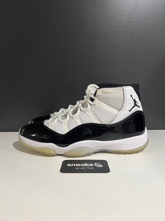USED Air Jordan 11 Retro Concord 2018 378037-100 SIZE 11M NO BOX AG25-37