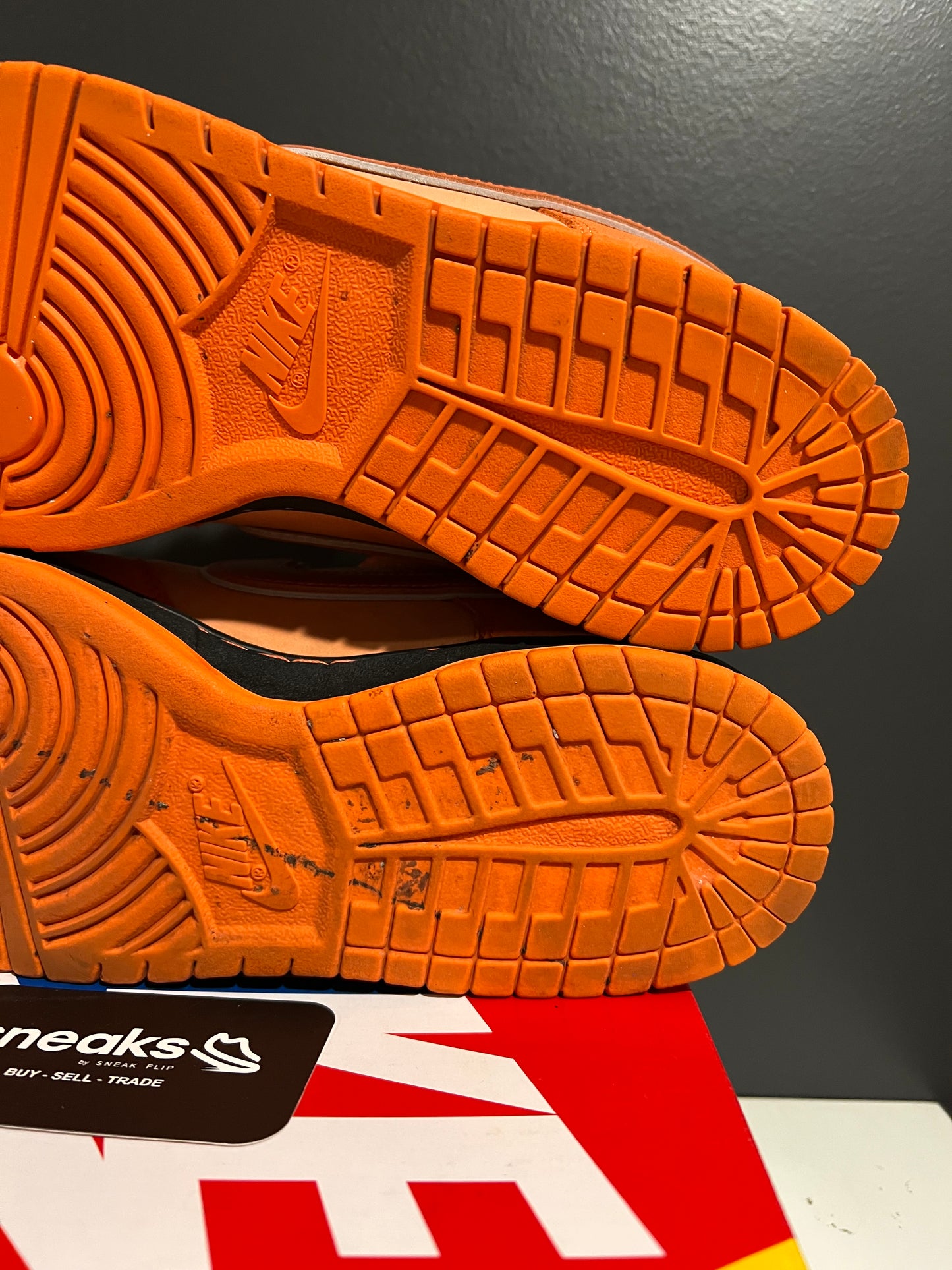 USED Concepts x Dunk Low SB Orange Lobster FD8776-800 SIZE 10M OG ALL MISS ACCESSORIES SP25-094