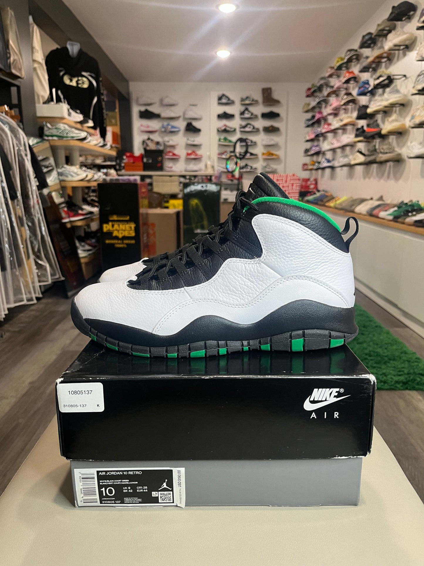 Air Jordan 10 Retro Seattle 2019 310805-137 USED SIZE 10M