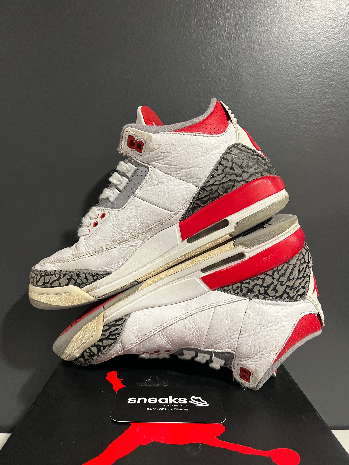 Jordan 3 Retro Fire Red (2022) (GS) - Used