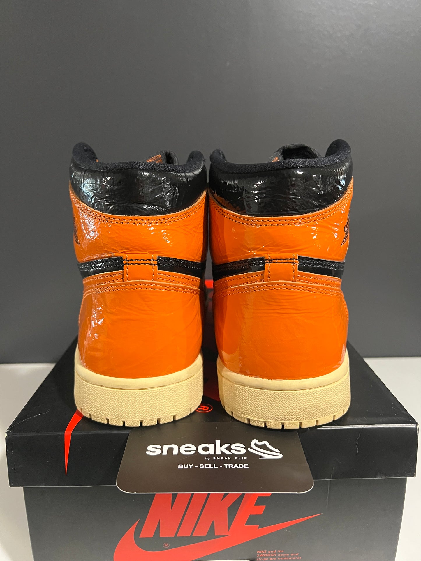 USED Air Jordan 1 Retro High OG Shattered Backboard 3.0 555088-028 SIZE 8M OG ALL AG25-133