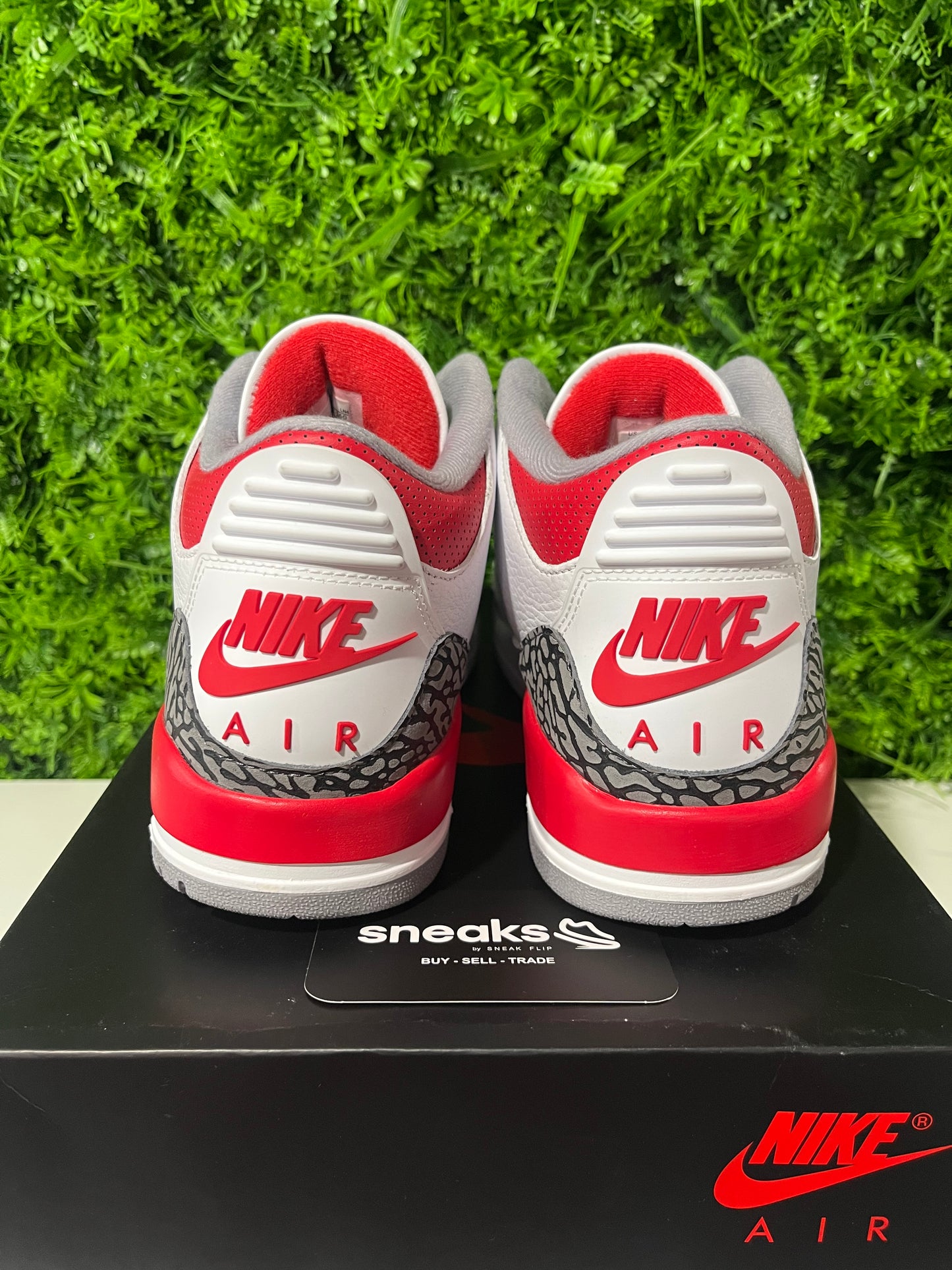 USED Air Jordan 3 Retro Fire Red 2022 DN3707-160 SIZE 10M OG ALL