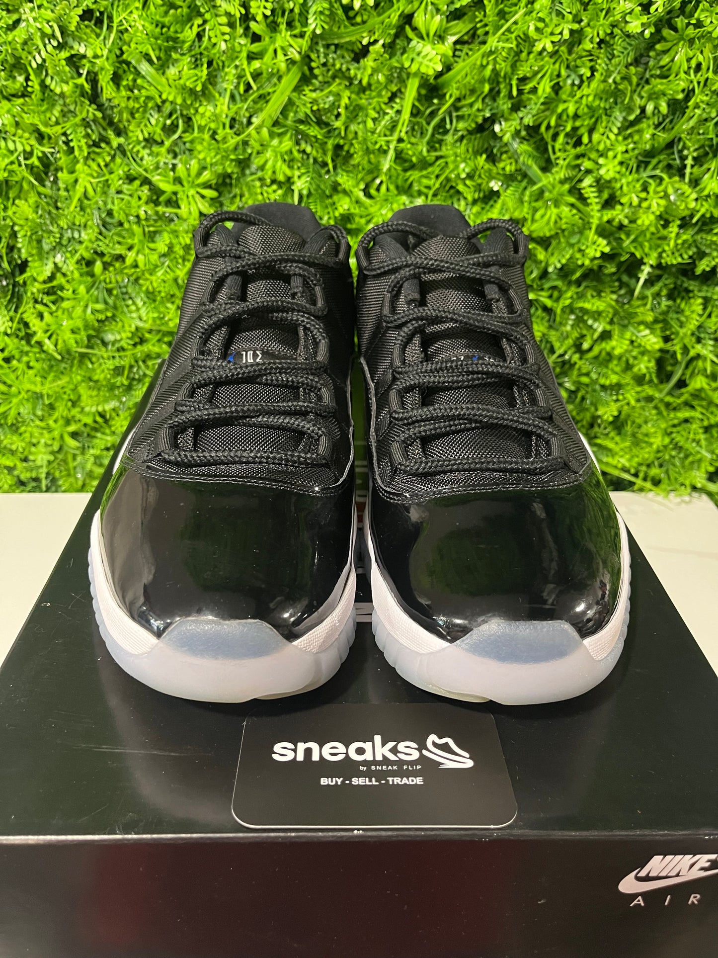 USED Air Jordan 11 Retro Low Space Jam FV5104-004 SIZE 13M OG ALL