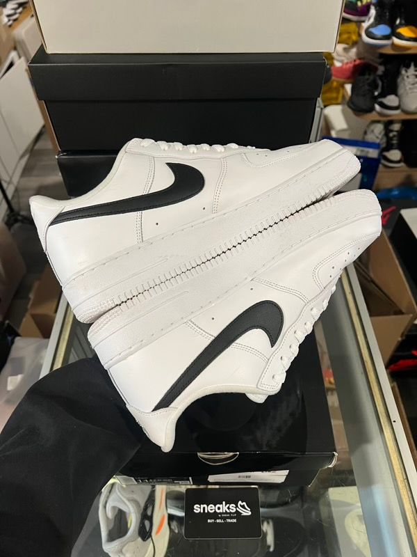 USED SIZE 11.5M Nike Air Force 1 Low Supreme White Black - USED NO BOX