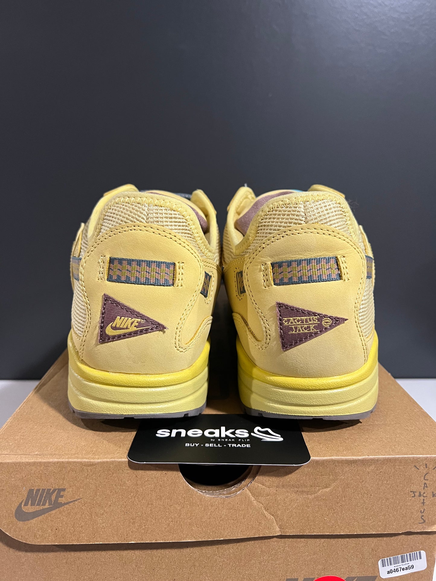 USED Travis Scott x Air Max 1 Saturn Gold DO9392-700 SIZE 14M OG ALL