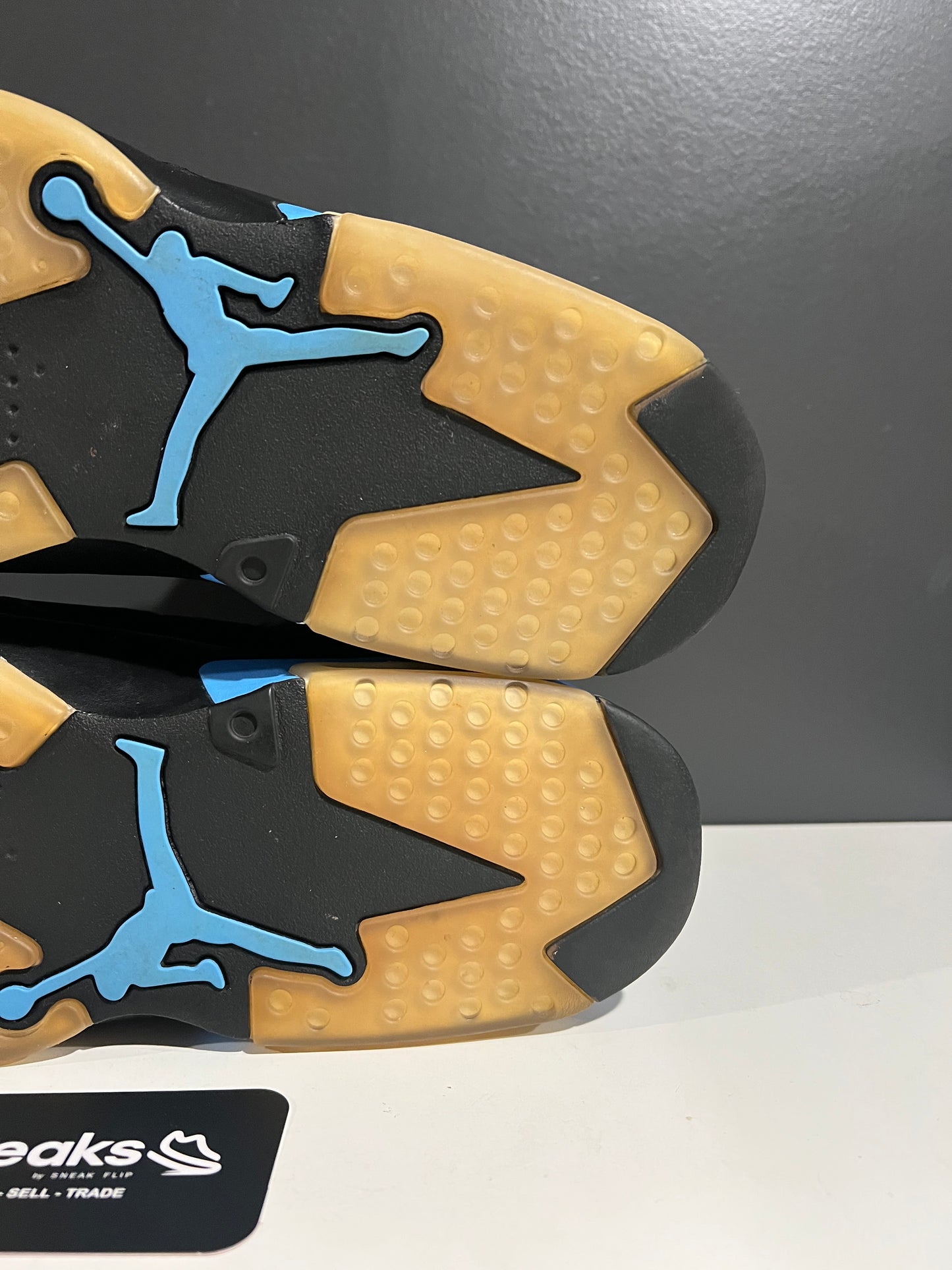USED Air Jordan 6 Retro UNC 384664-006 SIZE 14M NO BOX AG25-232