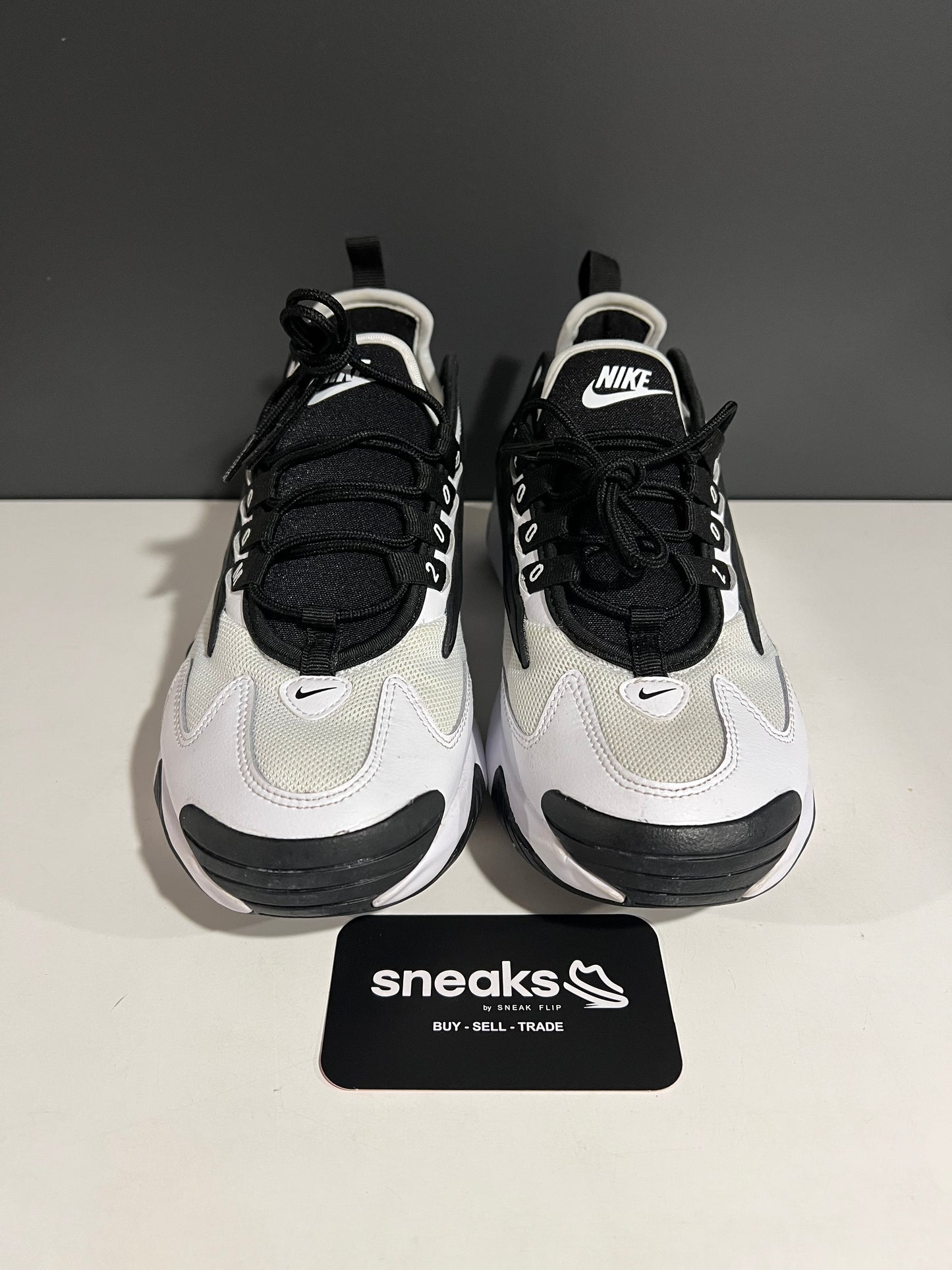 USED Wmns Zoom 2K White Black AO0354-100 SIZE 6Y NO BOX JY25-309
