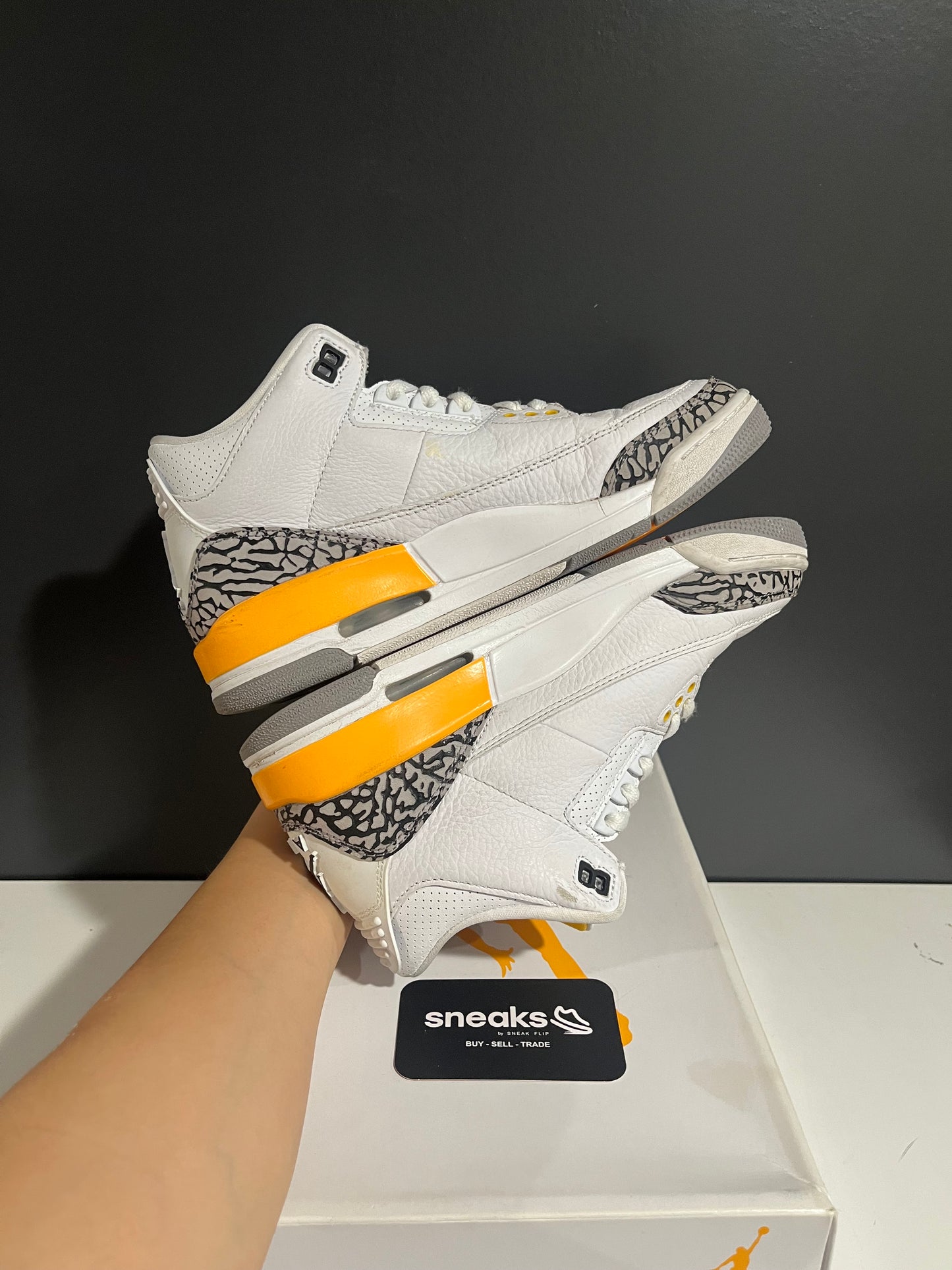 USED Wmns Air Jordan 3 Retro Laser Orange CK9246-108 SIZE 6.5M OG ALL