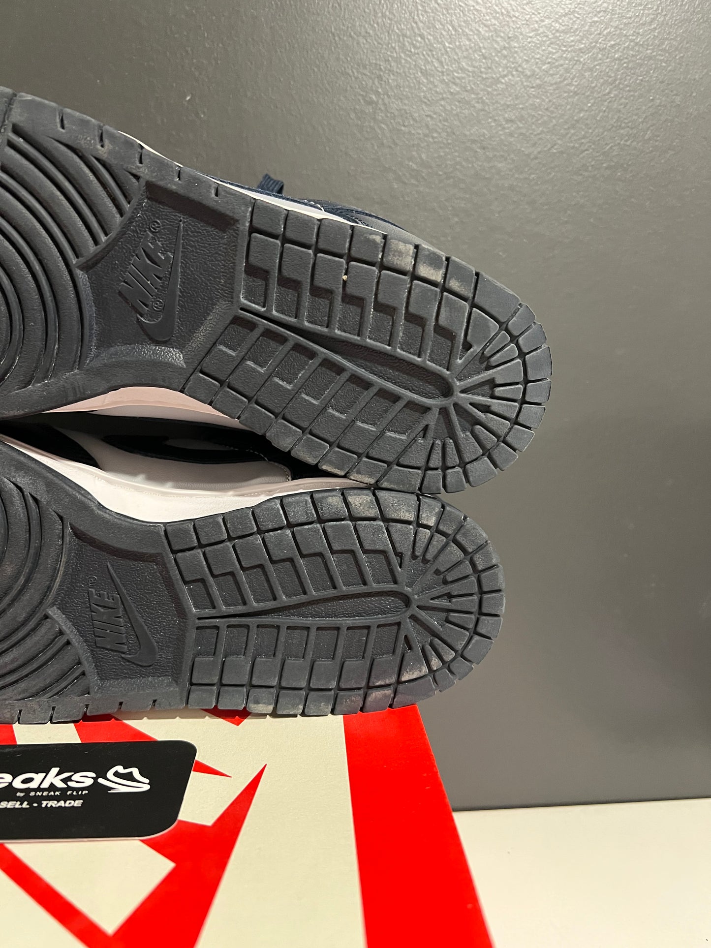 USED Dunk Low Georgetown DD1391-003 SIZE 10M OG ALL AG25-23