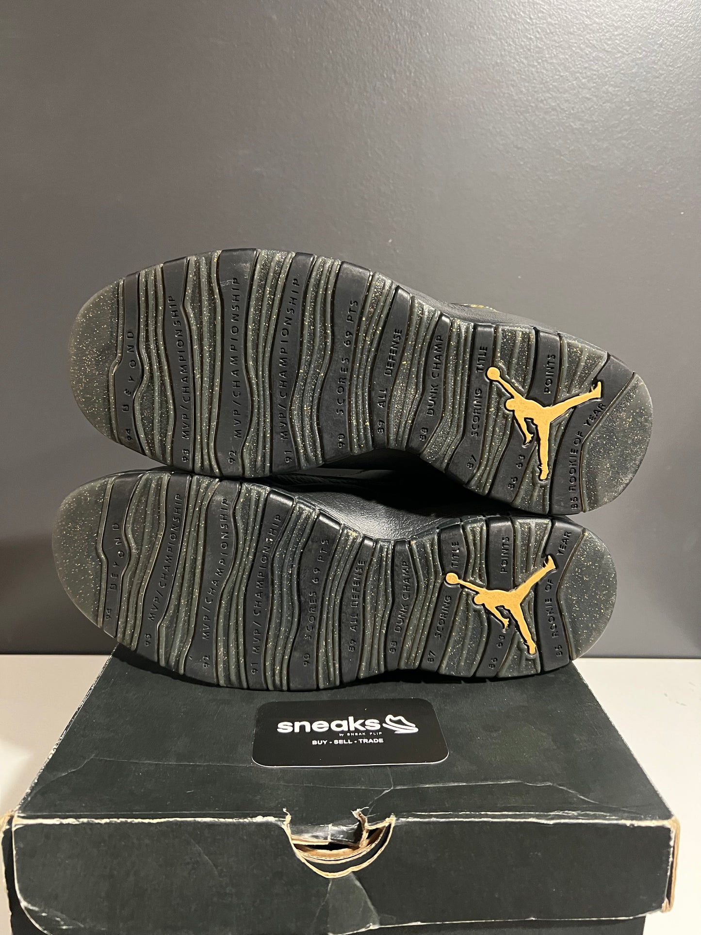 USED Air Jordan 10 Retro NYC 310805-012 SIZE 10M OG ALL AG25-44