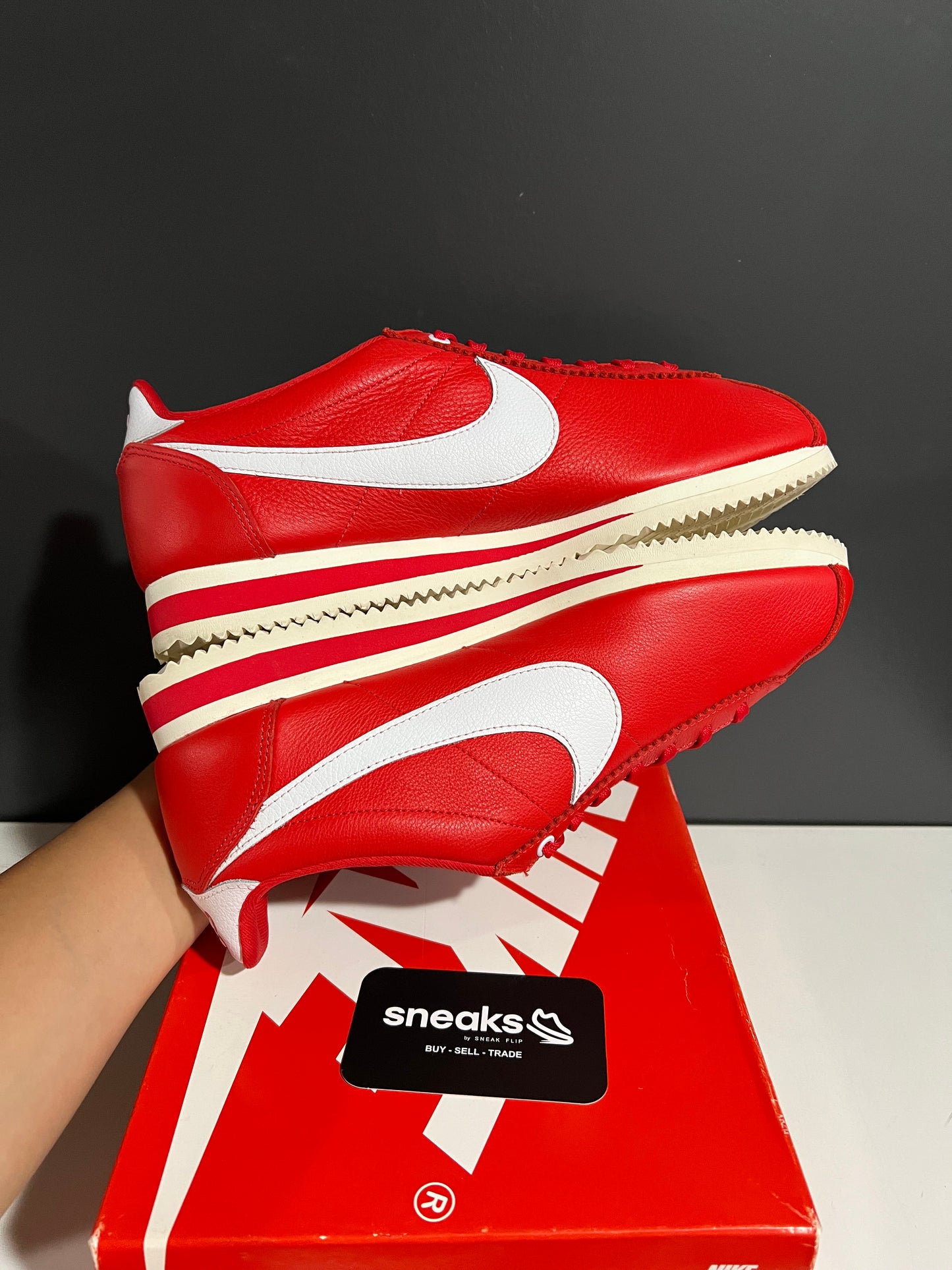 USED Nike Stranger Things x Cortez OG Collection CK1907-600 SIZE 10.5M OG ALL JY25-65
