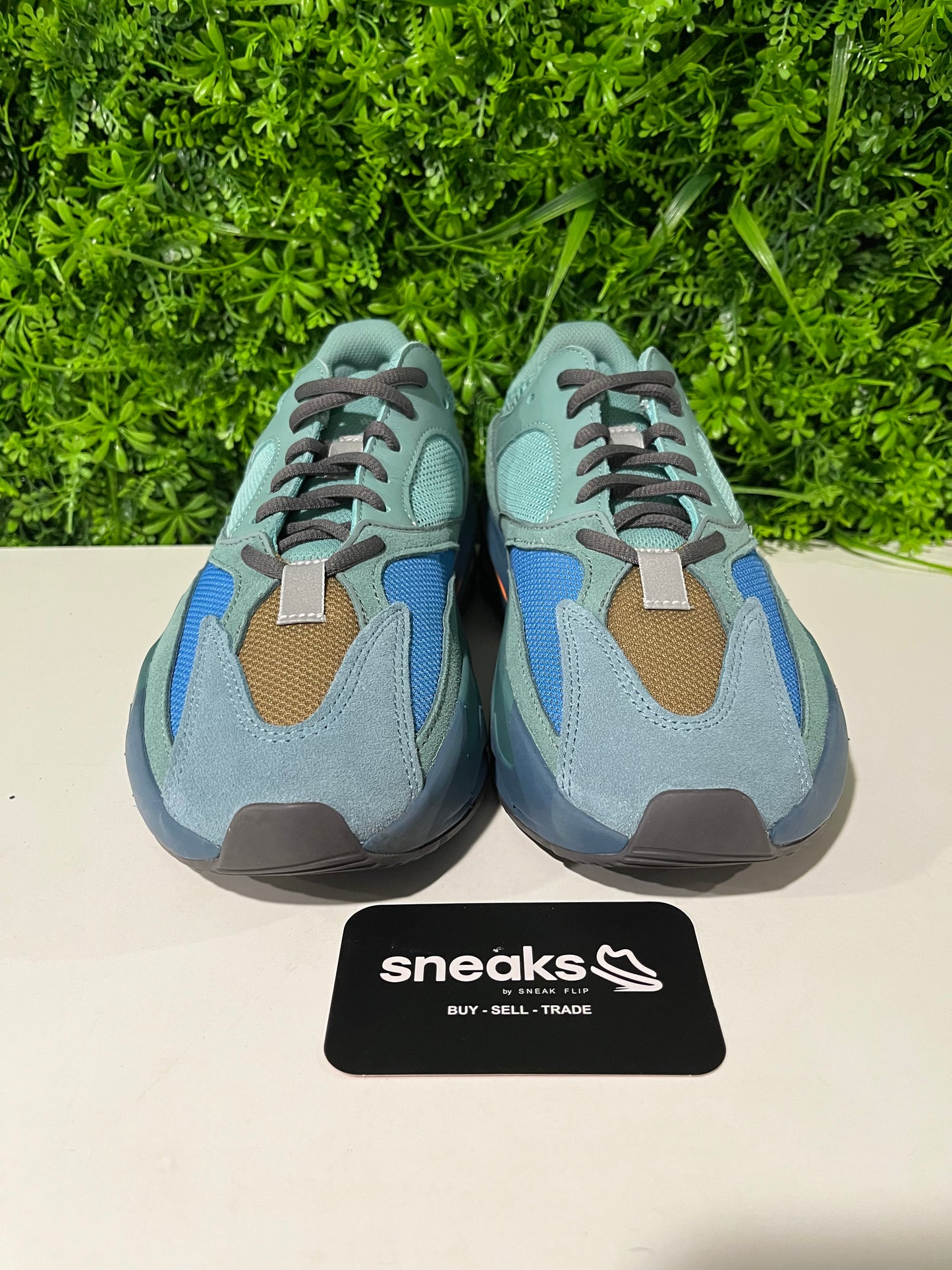 USED Yeezy Boost 700 Faded Azure GZ2002 SIZE 7M NO BOX