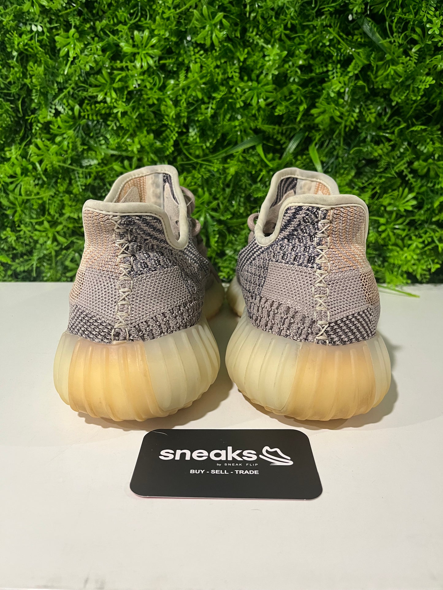 USED Yeezy Boost 350 V2 Ash Pearl GY7658 SIZE 10M NO BOX