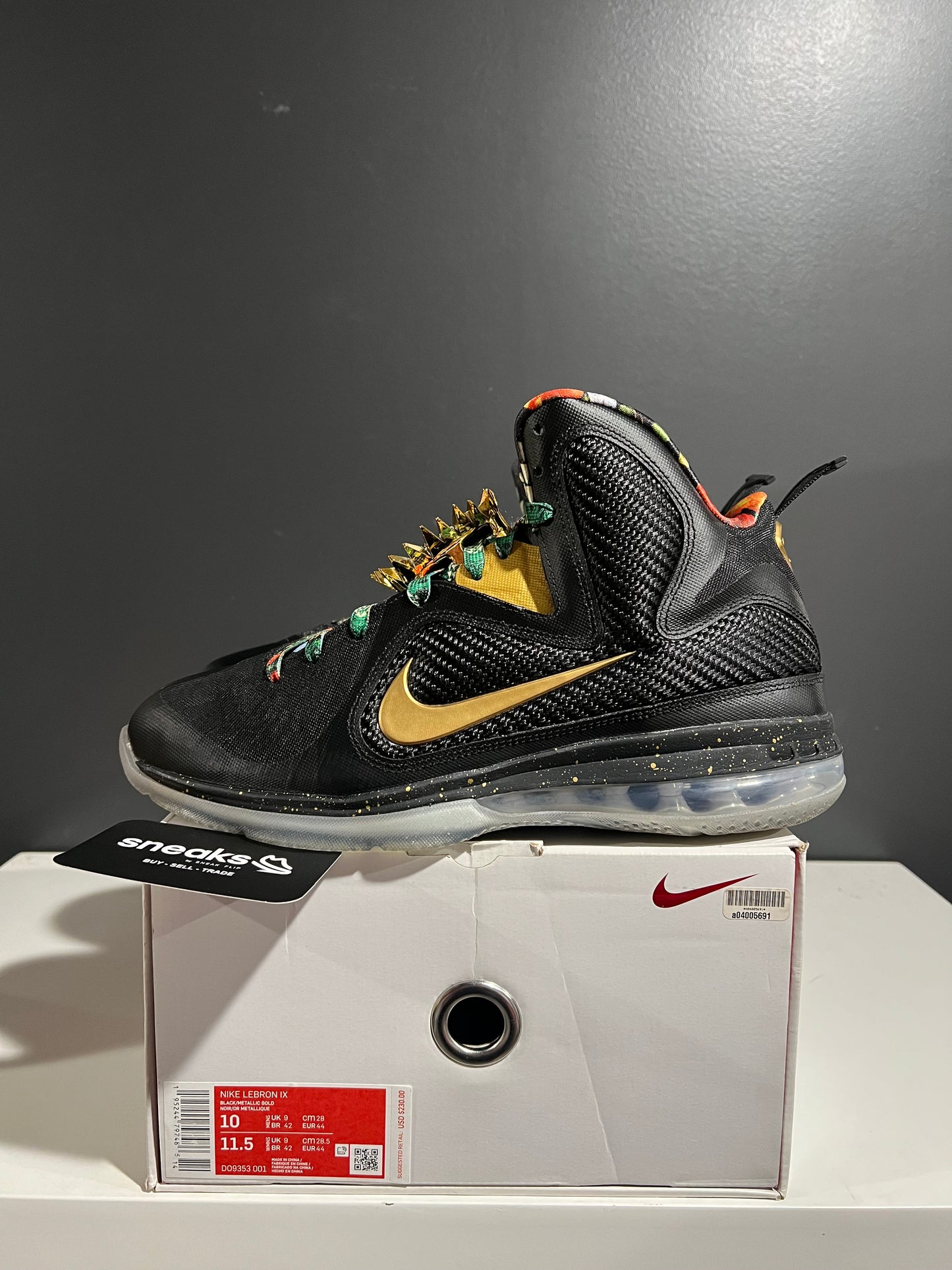 USED LeBron 9 Watch The Throne 2022 DO9353-001 SIZE 10M OG ALL AG25-273