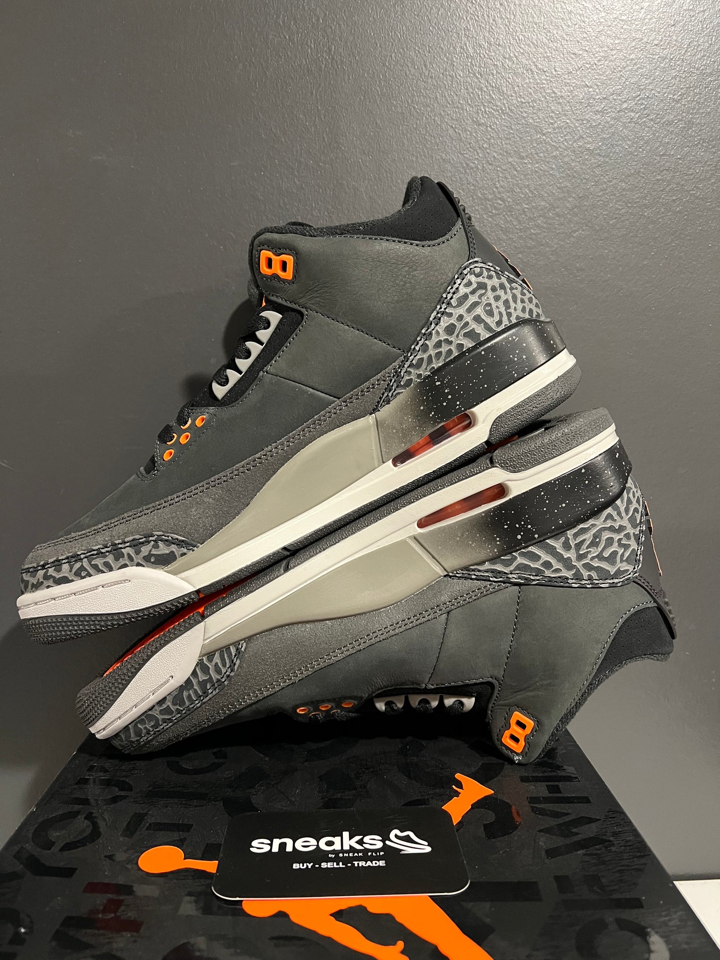 NEW Air Jordan 3 Retro Fear 2023 CT8532-080 SIZE 8.5M OG ALL SP25-160