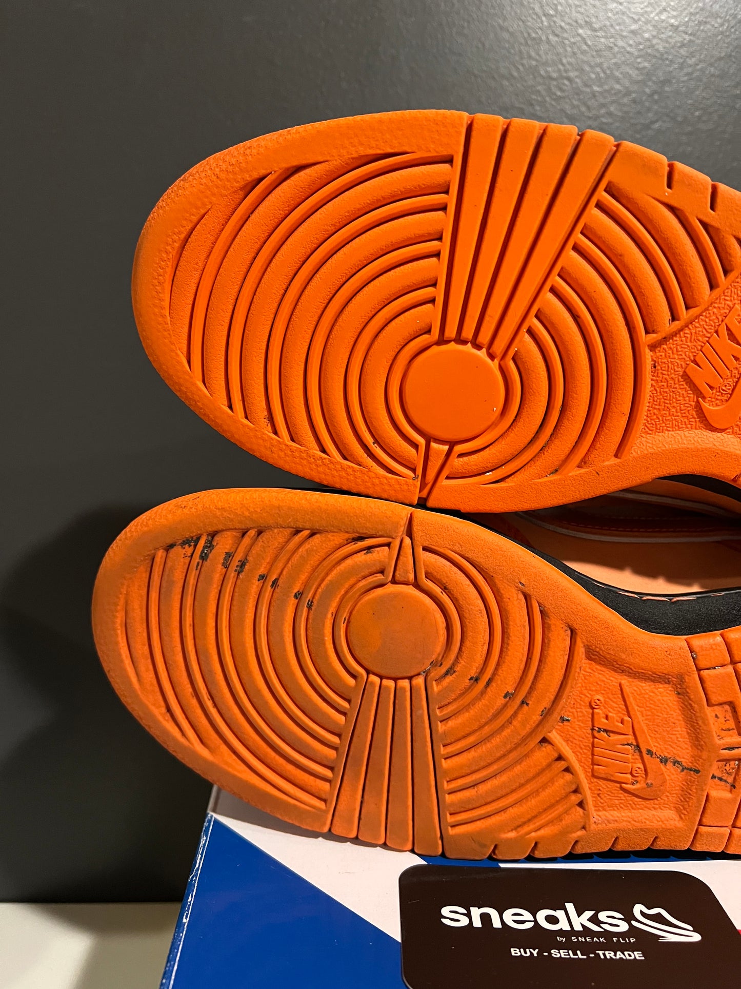USED Concepts x Dunk Low SB Orange Lobster FD8776-800 SIZE 10M OG ALL MISS ACCESSORIES SP25-094