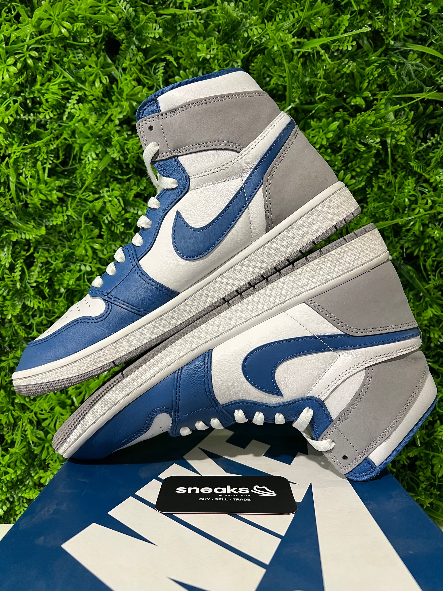 USED Air Jordan 1 Retro High OG True Blue DZ5485-410 SIZE 12W/10.5M OG ALL