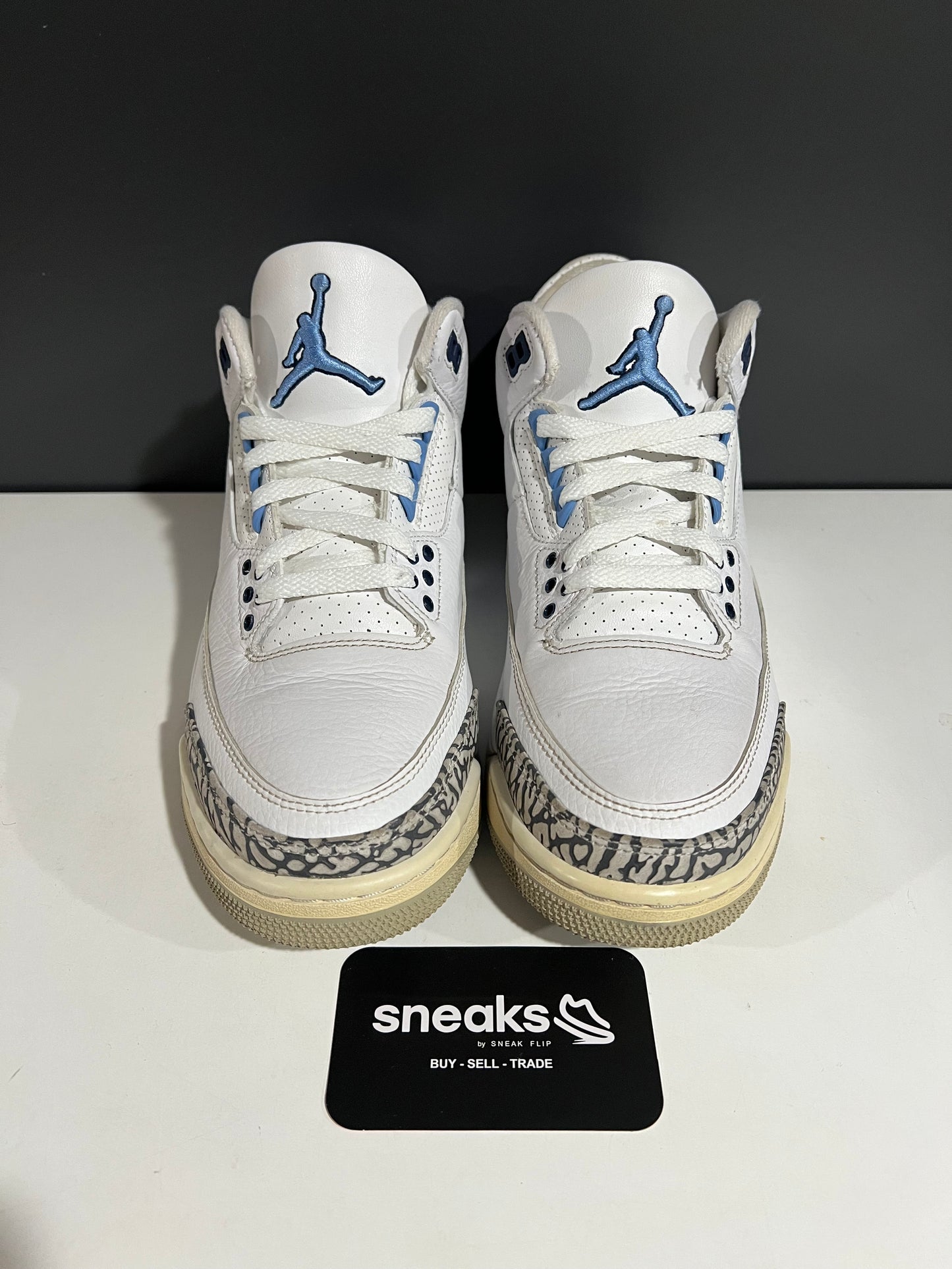 USED Air Jordan 3 Retro UNC CT8532-104 SIZE 8M NO BOX AG25-40