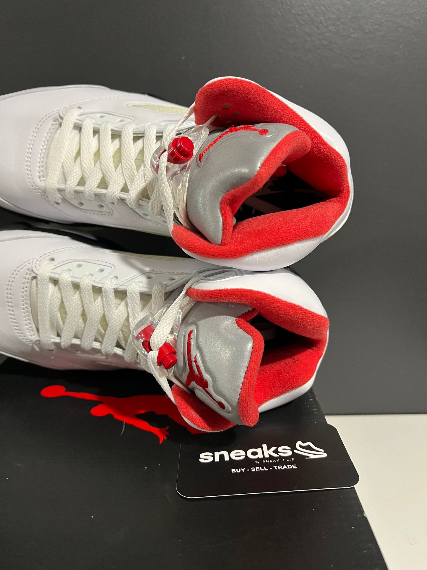 USED Air Jordan 5 Retro White Fire Red 2020 DA1911-102 SIZE 8M OG ALL SP25-119