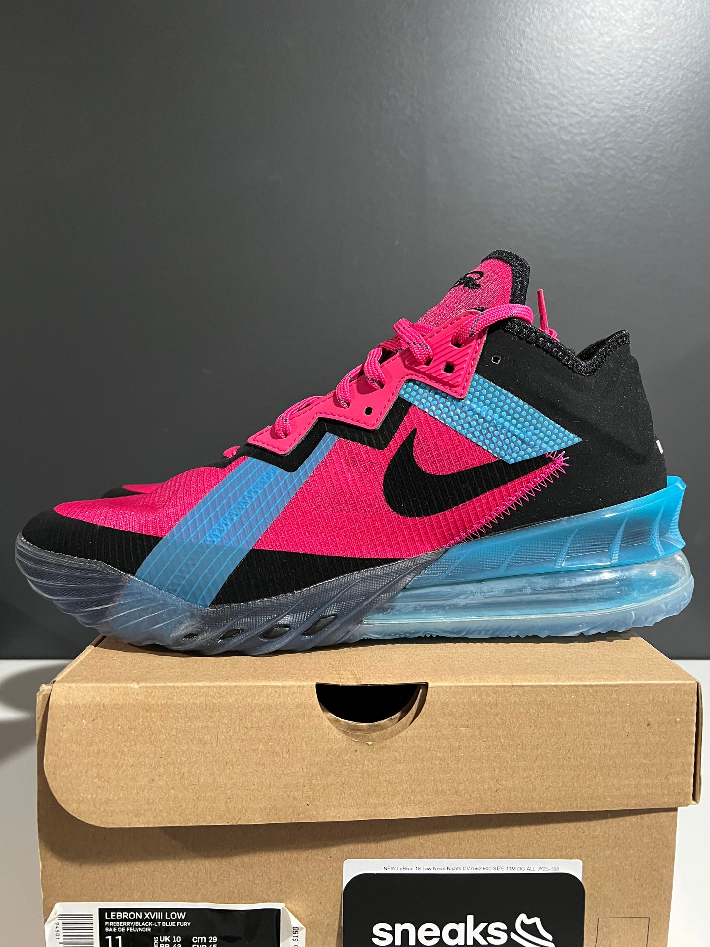 NEW LeBron 18 Low Neon Nights CV7562-600 SIZE 11M OG ALL JY25-188