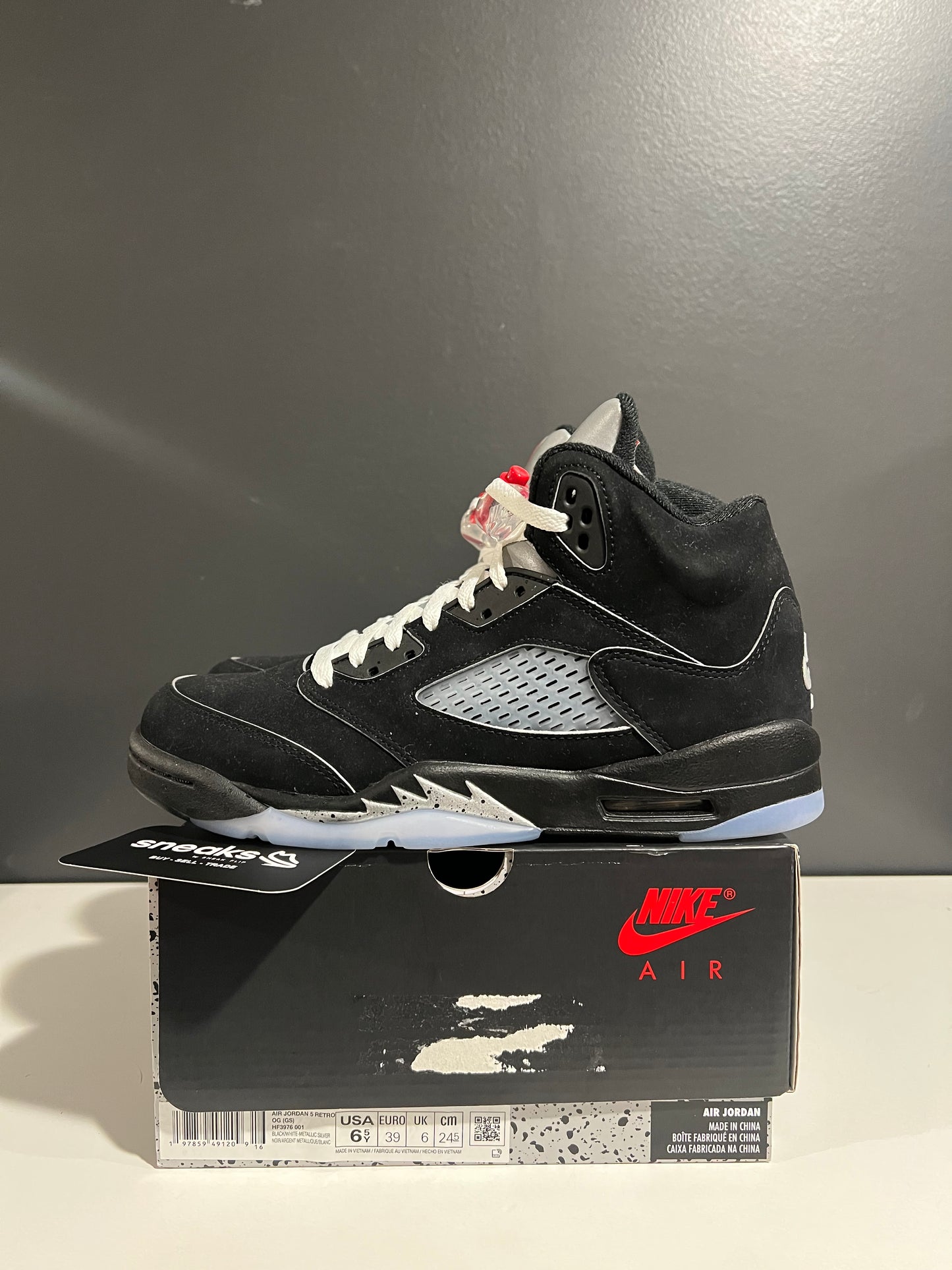 USED Air Jordan 5 Retro OG GS Black Metallic Reimagined HF3976-001 SIZE 6.5Y OG ALL JY25-213