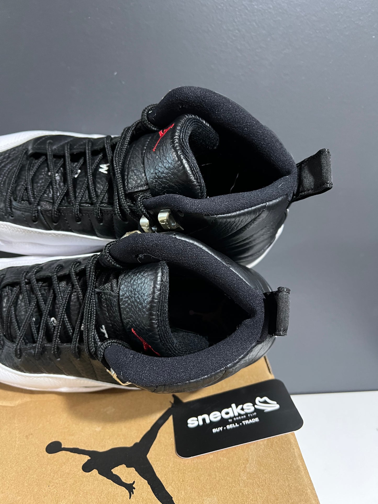 USED Air Jordan 12 Retro Playoff 2022 CT8013-006 SIZE 9.5M OG ALL SP25-113