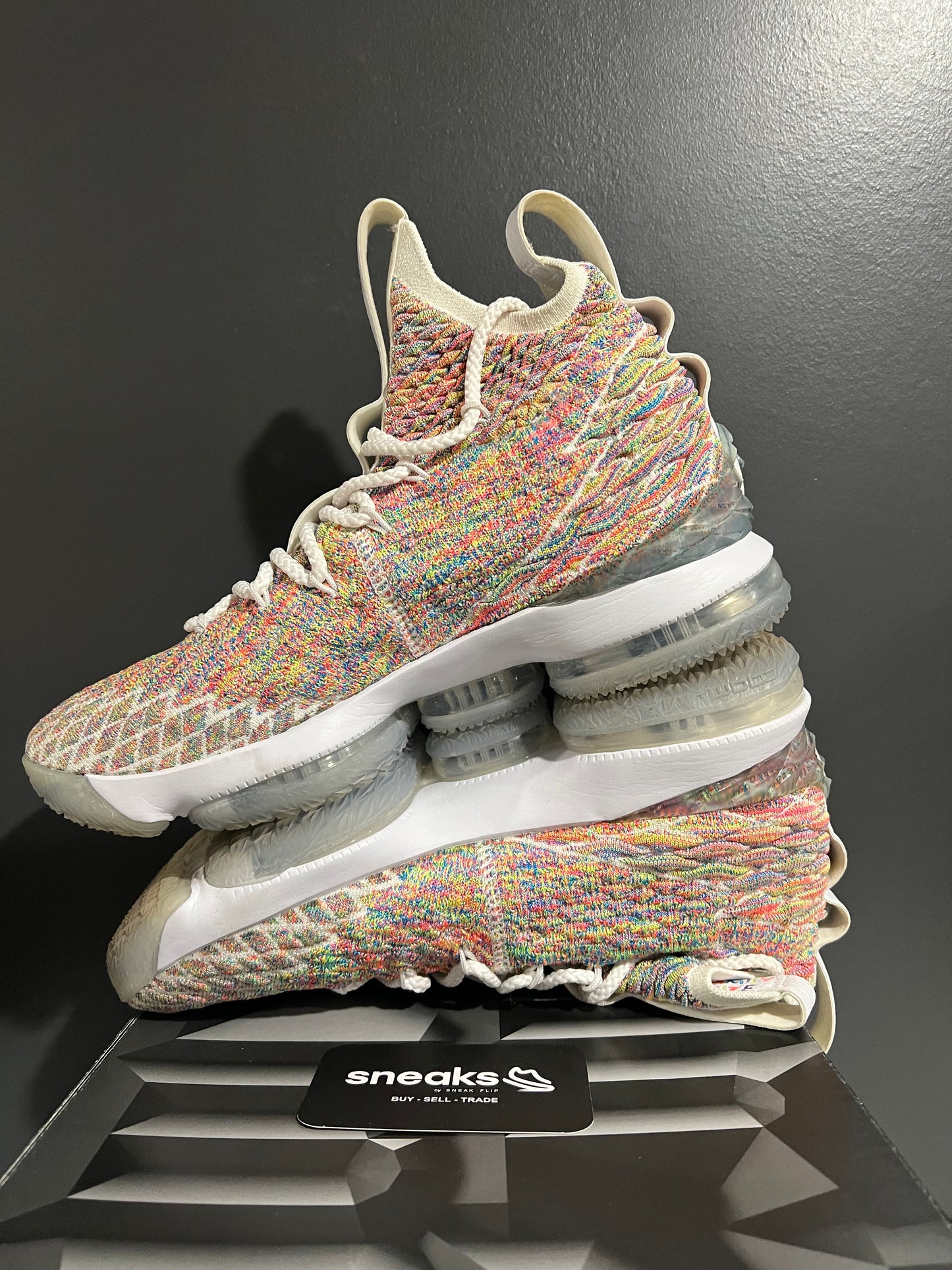 USED LeBron 15 Fruity Pebbles 897648-900 SIZE 8M OG ALL AG25-373