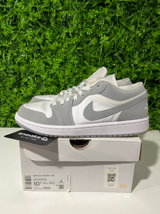 USED Wmns Air Jordan 1 Low White Wolf Grey DC0774-105 SIZE 9M OG ALL
