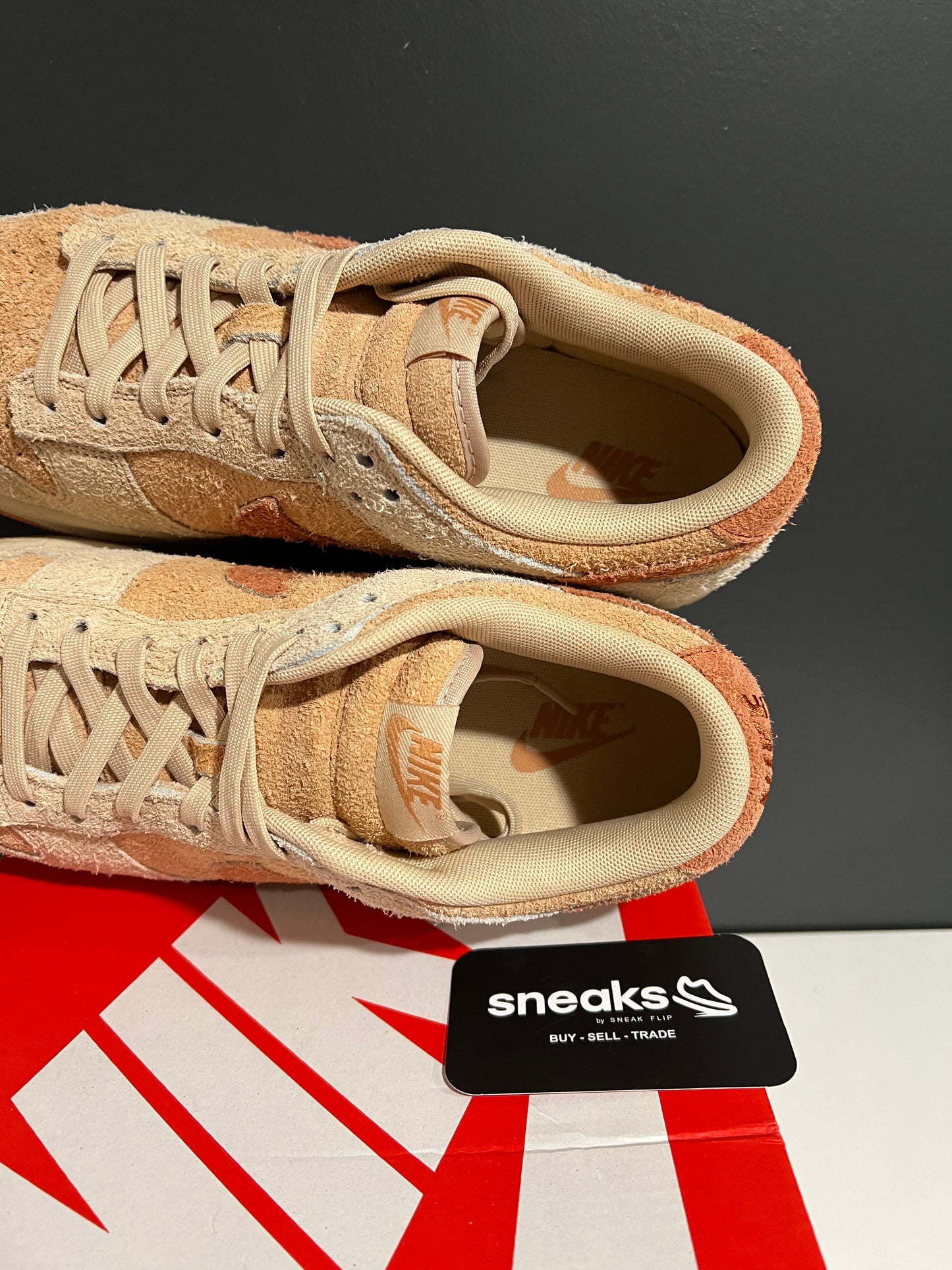 USED Wmns Dunk Low Shimmer Amber Brown HF5075-287 SIZE 10M OG ALL JY25-236