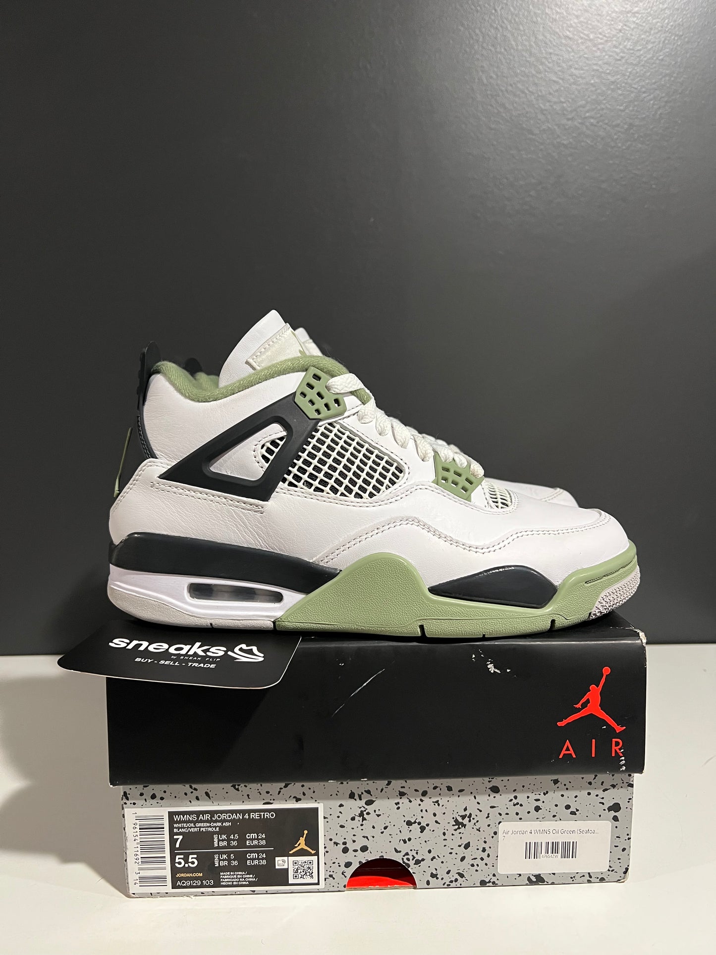 USED Wmns Air Jordan 4 Retro Seafoam AQ9129-103 SIZE 5.5M OG ALL AG25-328