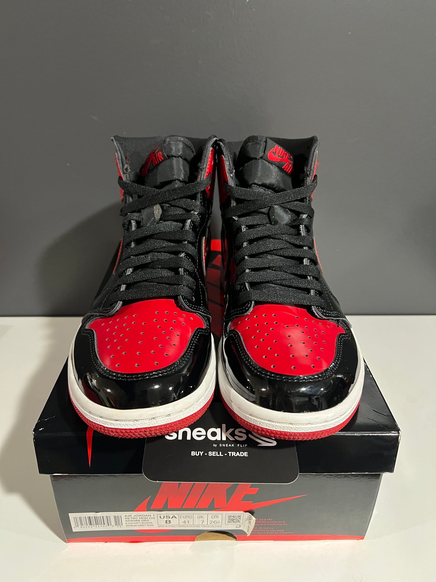 USED Air Jordan 1 Retro High OG Patent Bred 555088-063 SIZE 8M OG ALL AG25-82