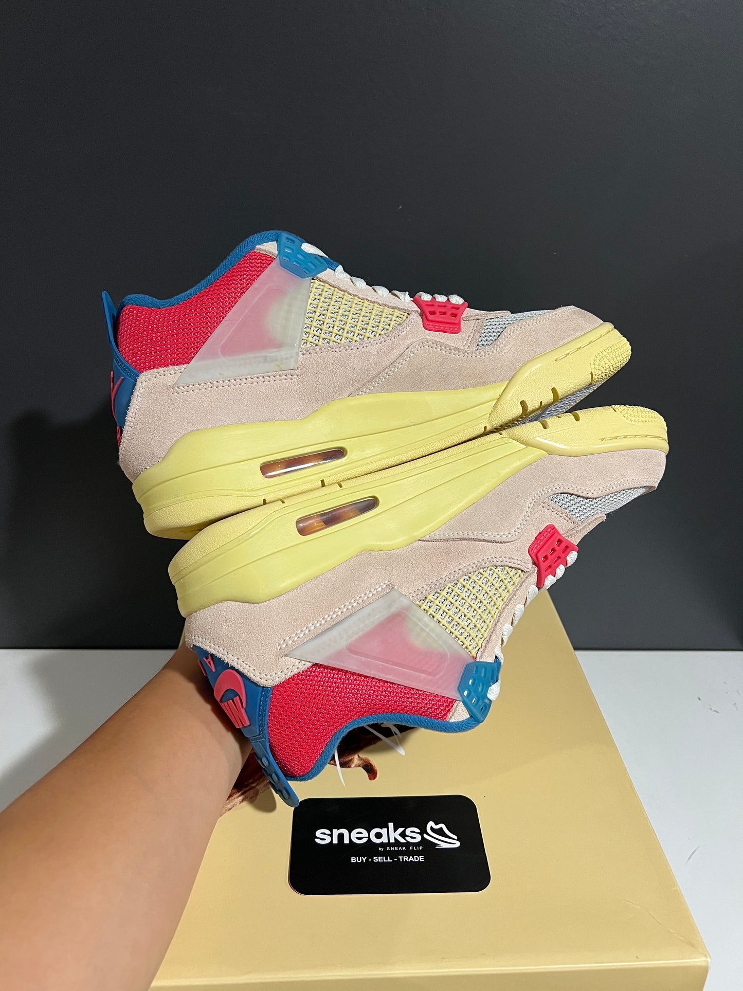 USED Union LA x Air Jordan 4 Retro Guava Ice DC9533-800 SIZE 8.5M OG ALL SP25-084