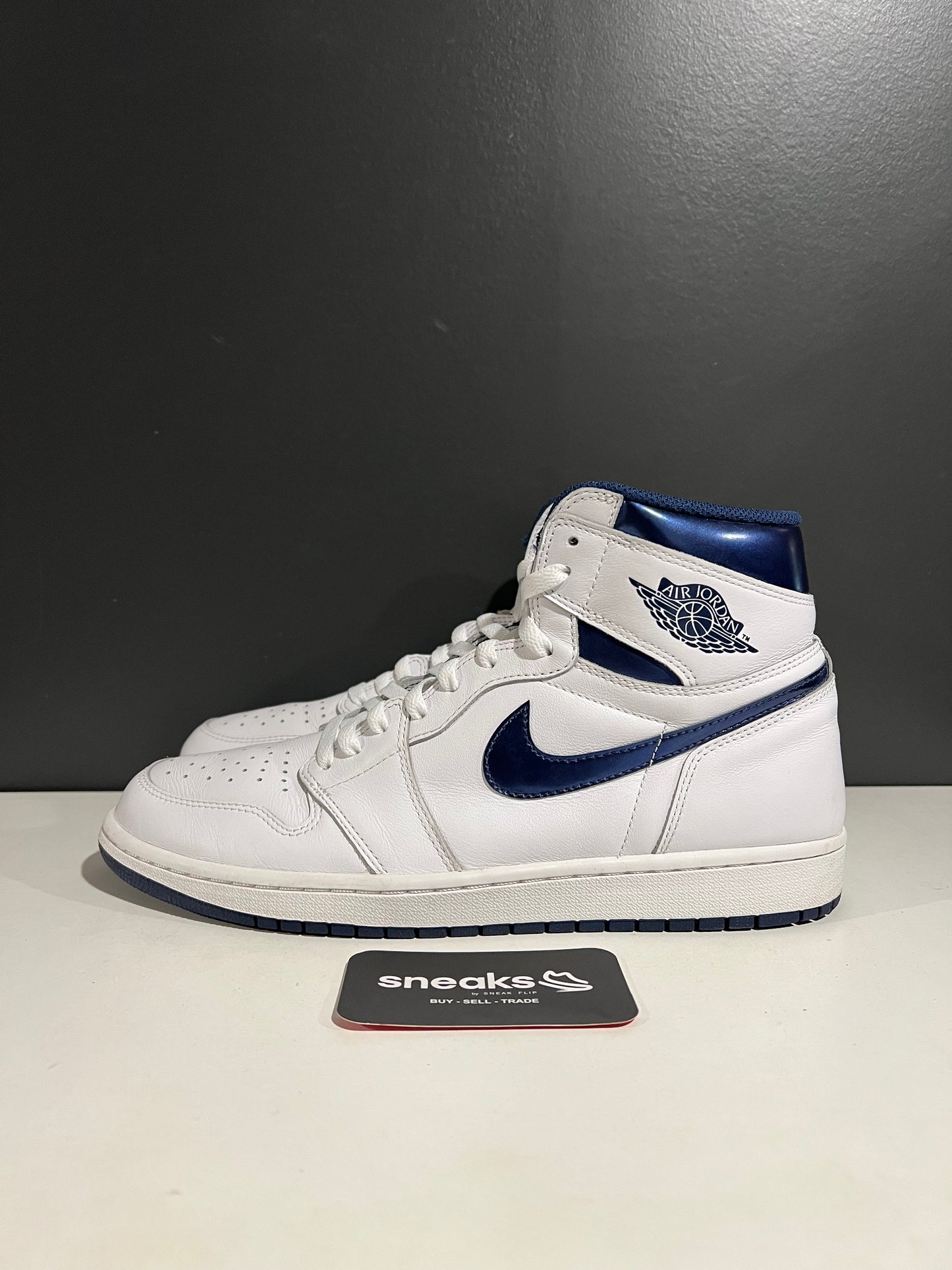 USED Air Jordan 1 Retro High OG Metallic Navy 555088-106 SIZE 11M NO BOX AG25-101