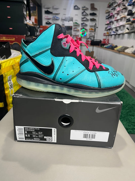 LeBron 8 Retro South Beach 2021 CZ0328-400 USED SIZE 8M SIGNED BY PAYTON PRITCHARD