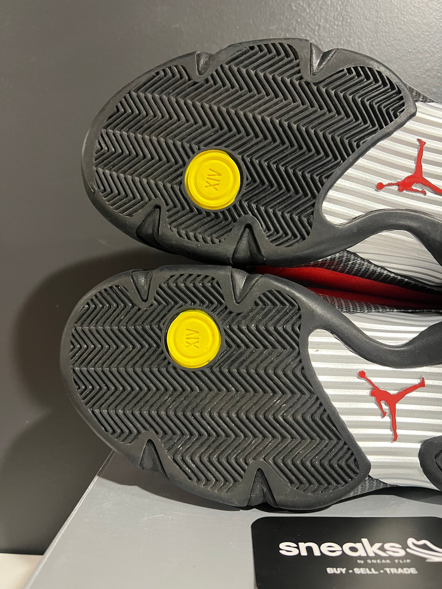 USED Air Jordan 14 Retro Ferrari 2025 IF5015-600 SIZE 9M OG ALL AG25-206