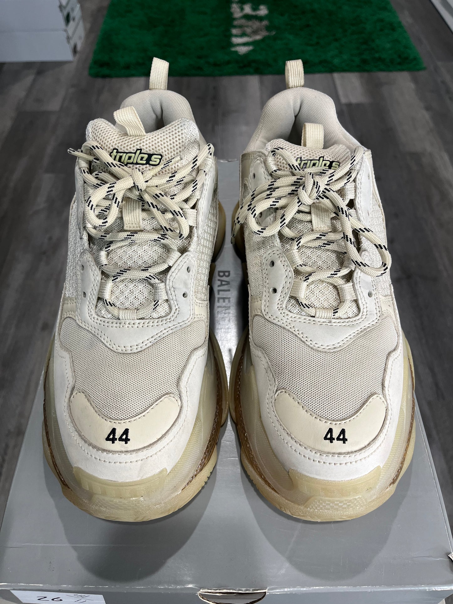 Balenciaga Triple S Sneaker Clear Sole - Beige 541624 SIZE 11M USED