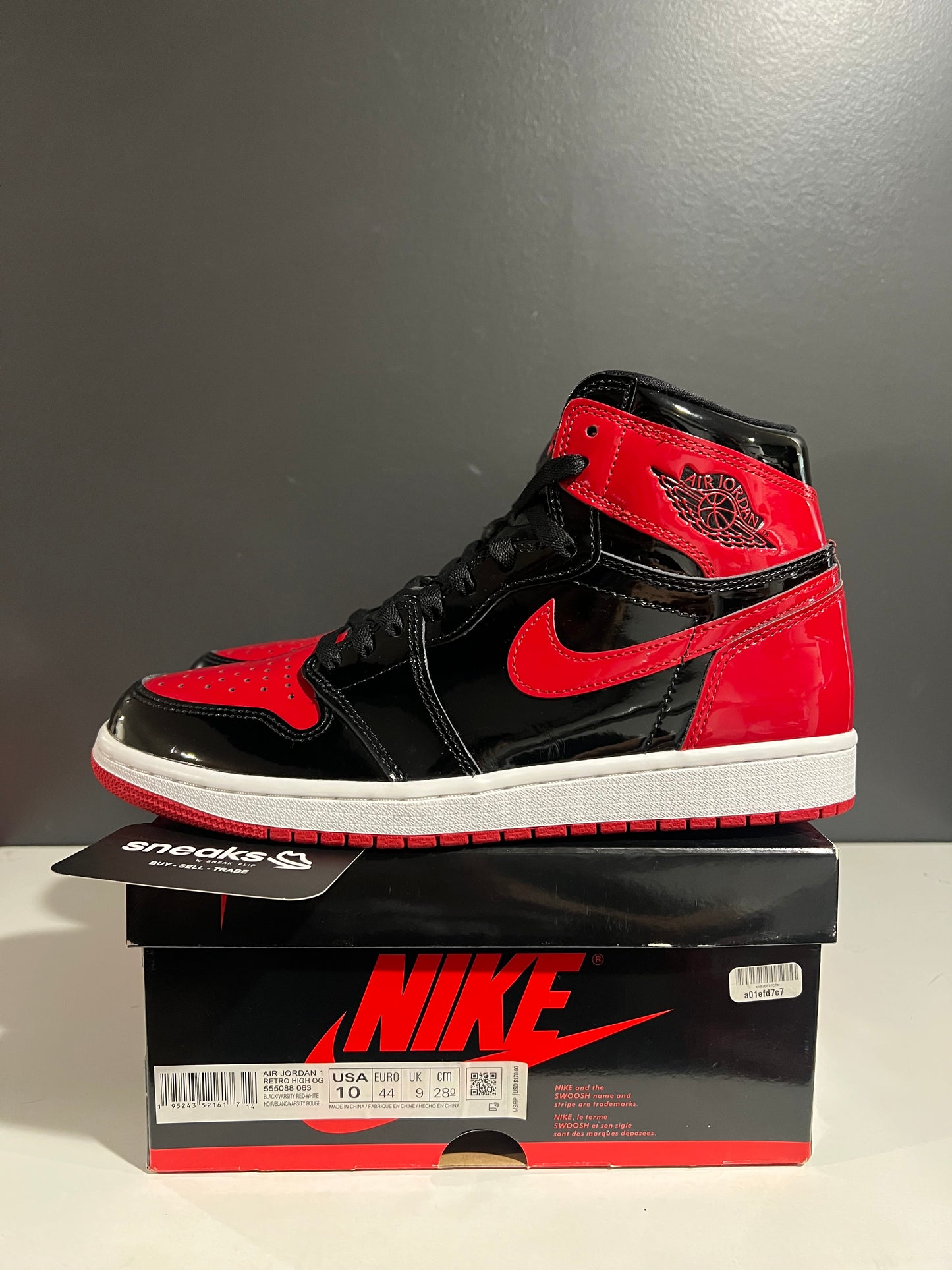 USED Air Jordan 1 Retro High OG Patent Bred 555088-063 SIZE 10M OG ALL AG25-43