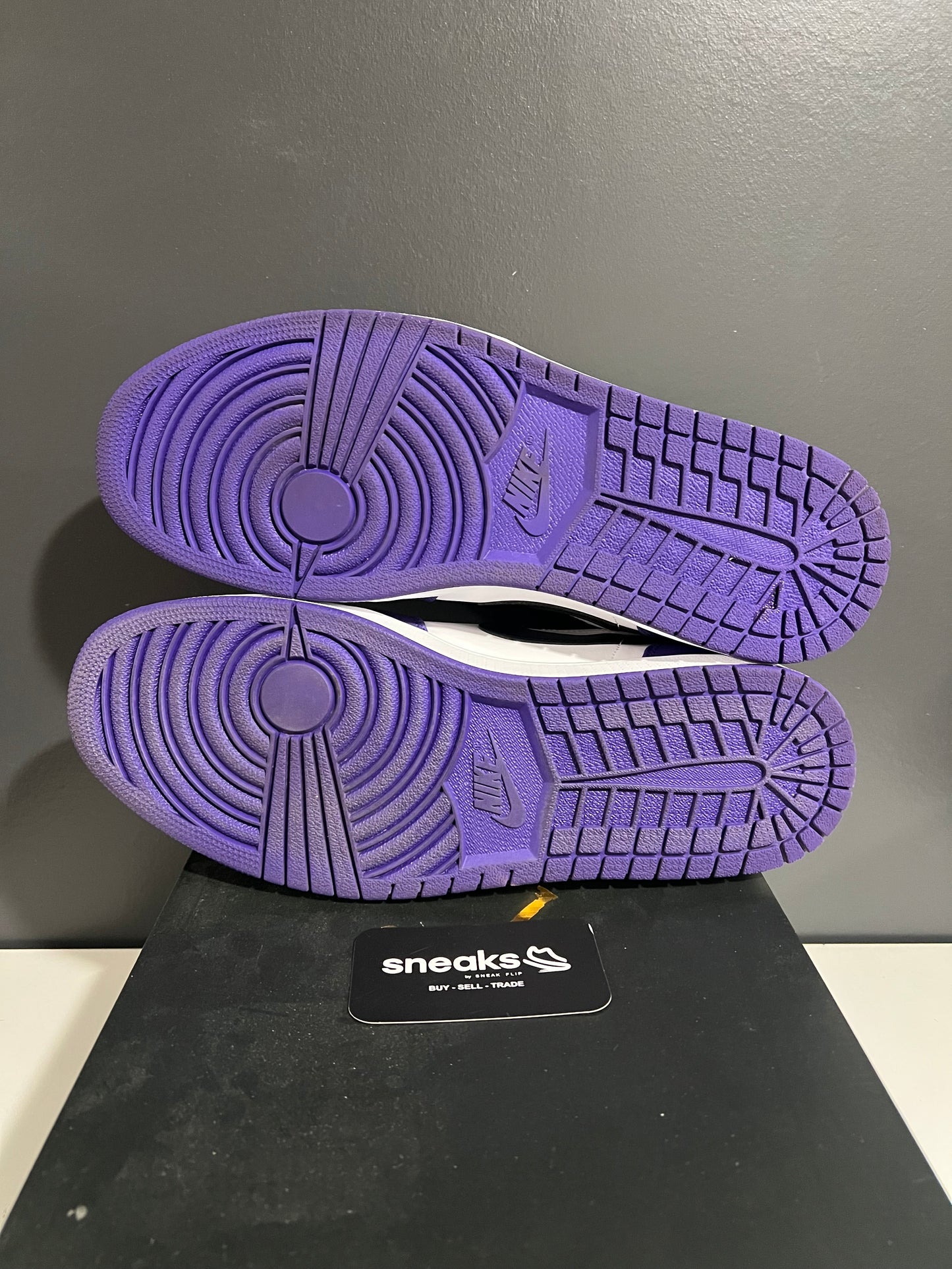 USED Air Jordan 1 Low Court Purple White Black 553558-500 SIZE 13M OG ALL JN25-320