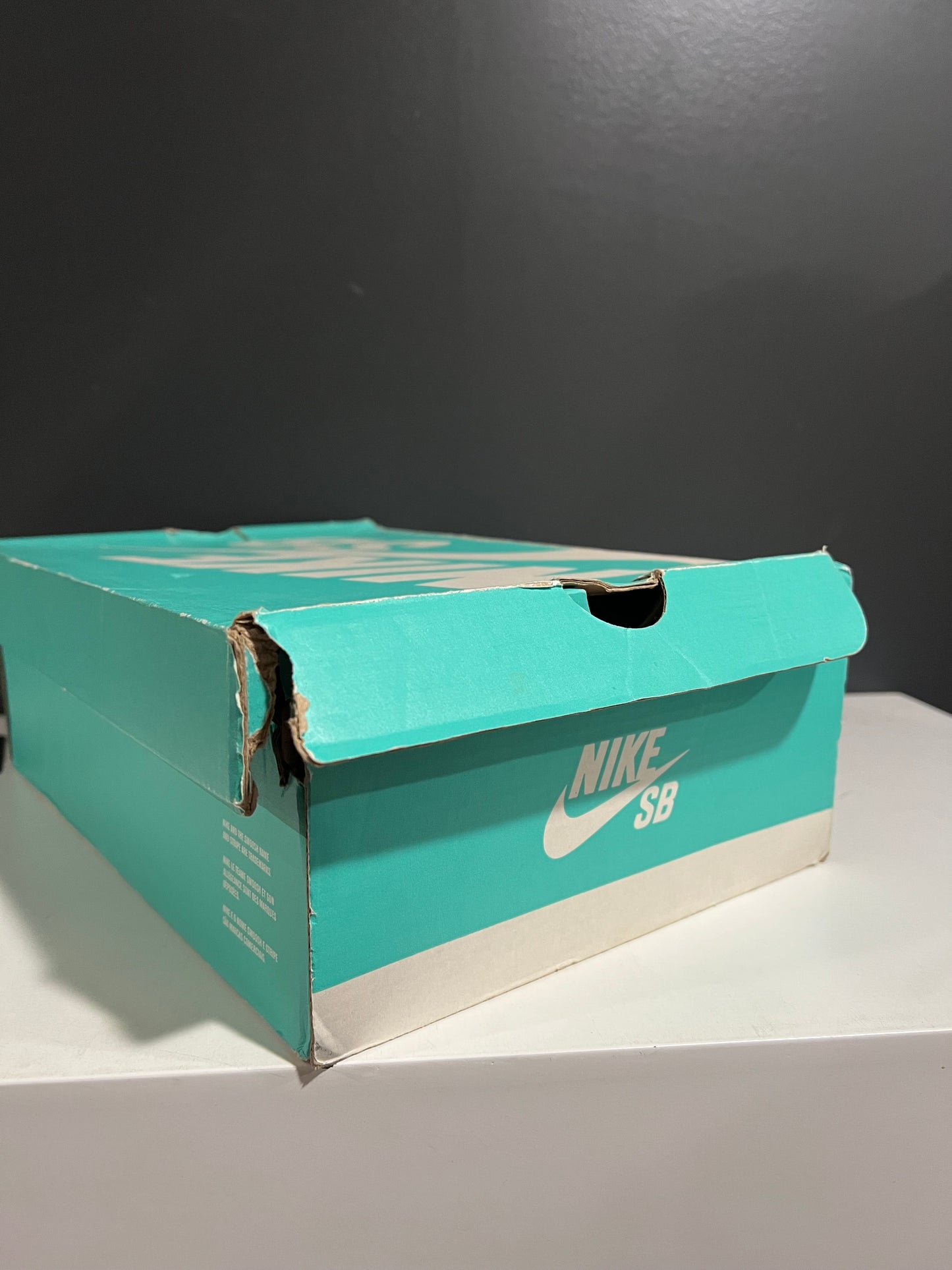USED Nike SB Dunk Low Black Washed Coral BQ6817-003 SIZE 10.5M OG ALL JY25-303