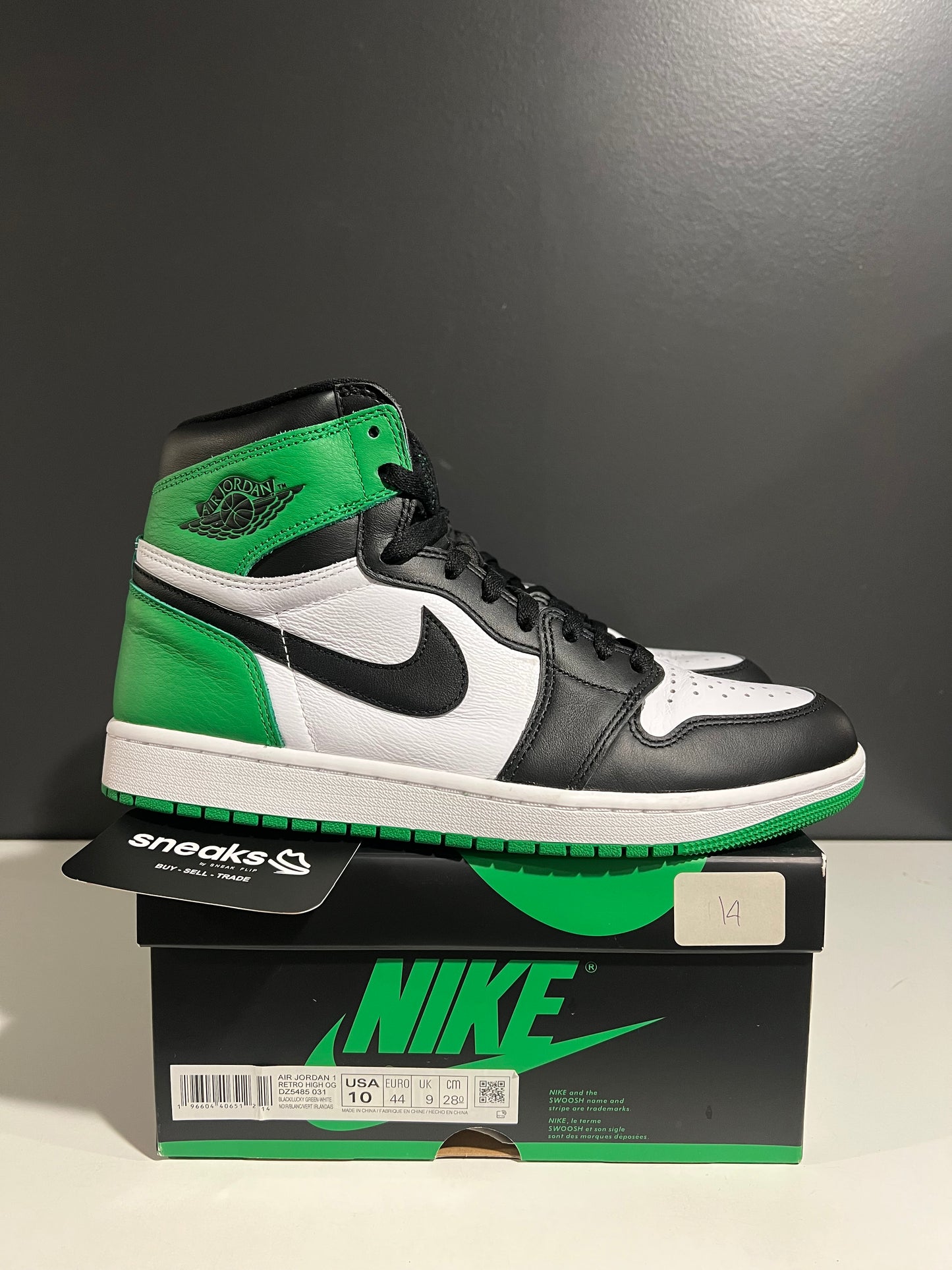 USED Air Jordan 1 Retro High OG Lucky Green DZ5485-031 SIZE 10M OG ALL AG25-49