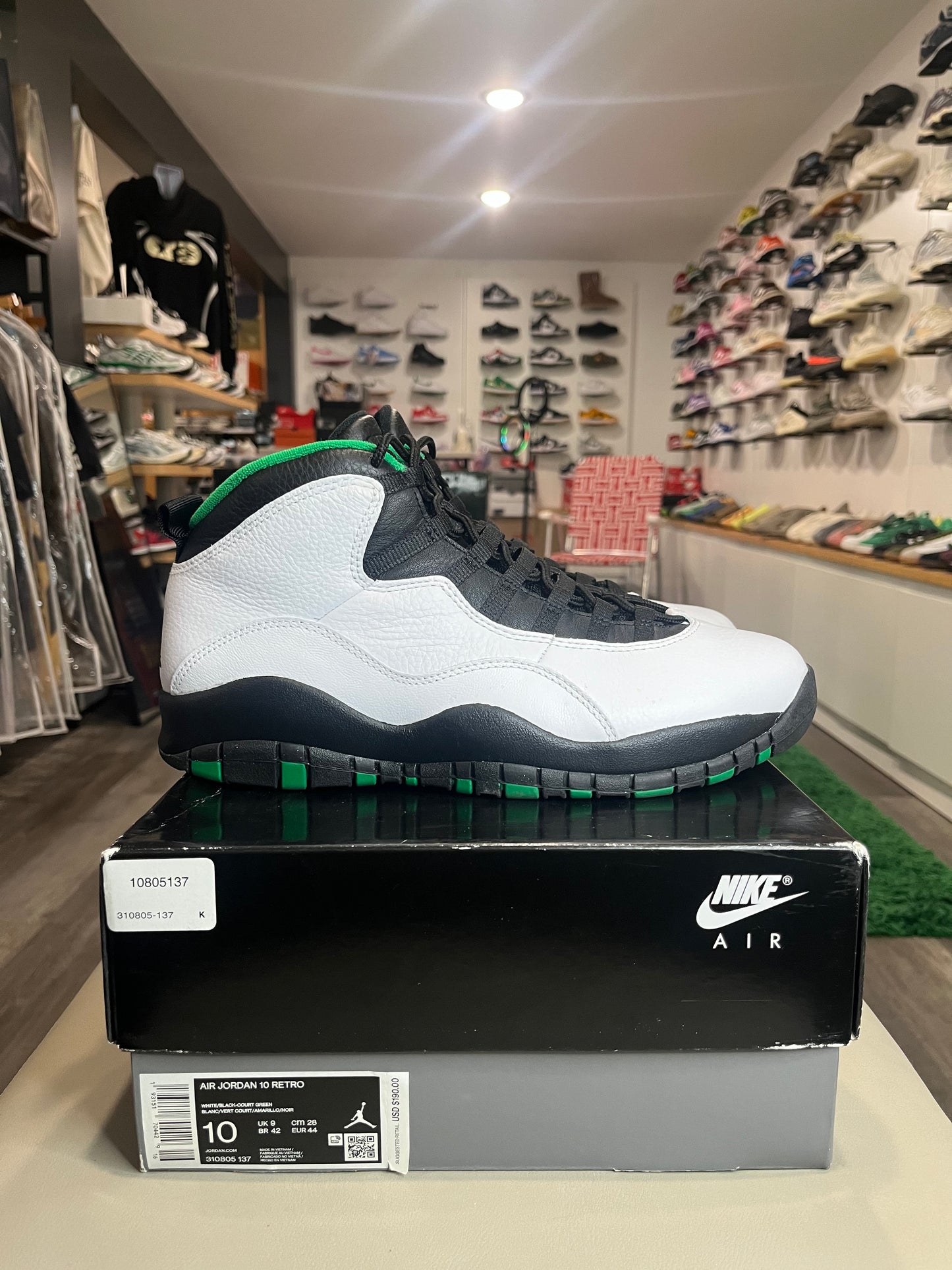 Air Jordan 10 Retro Seattle 2019 310805-137 USED SIZE 10M