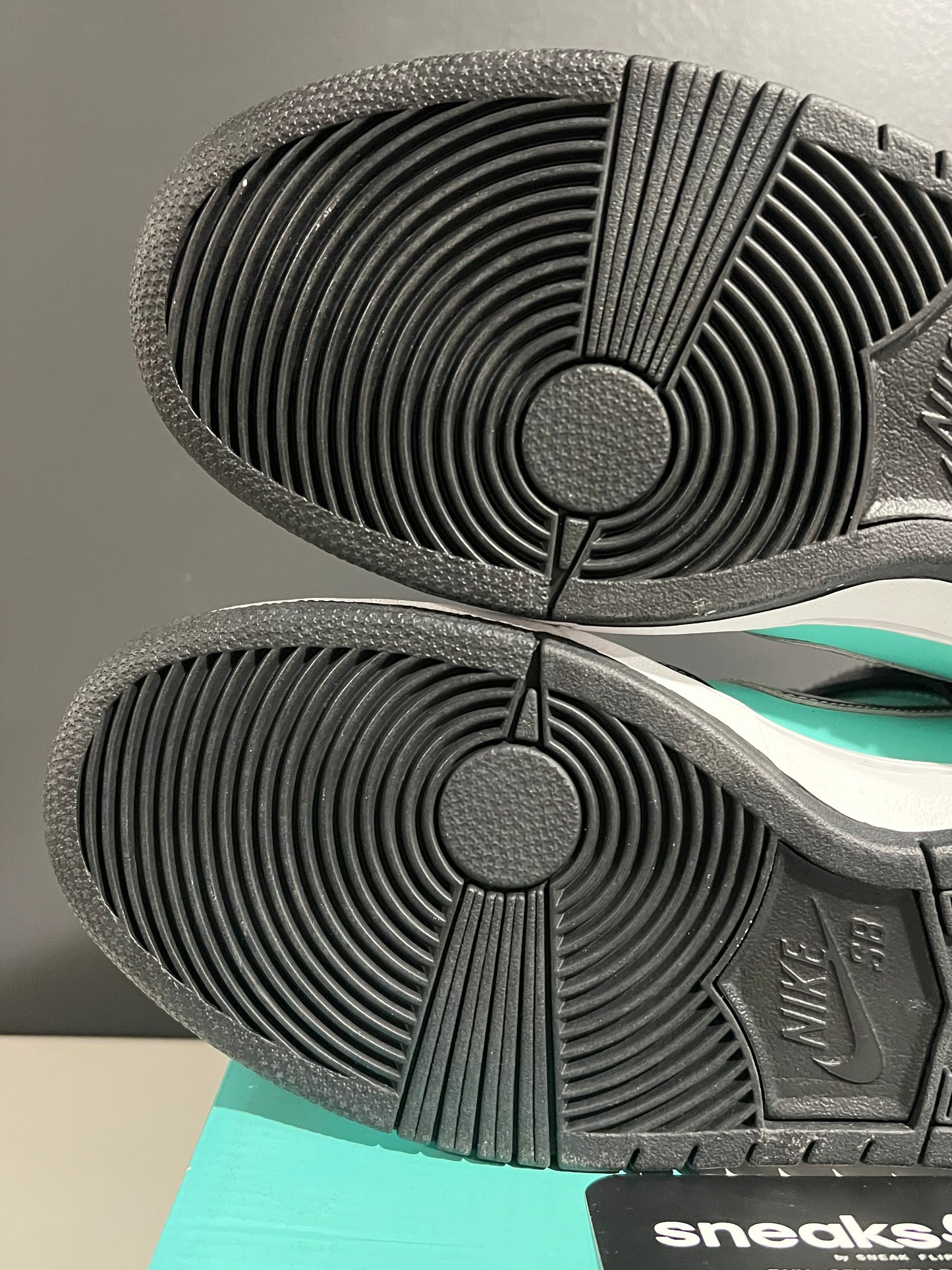 Diamond Supply Co. x Dunk High Premium SB Tiffany 653599-400