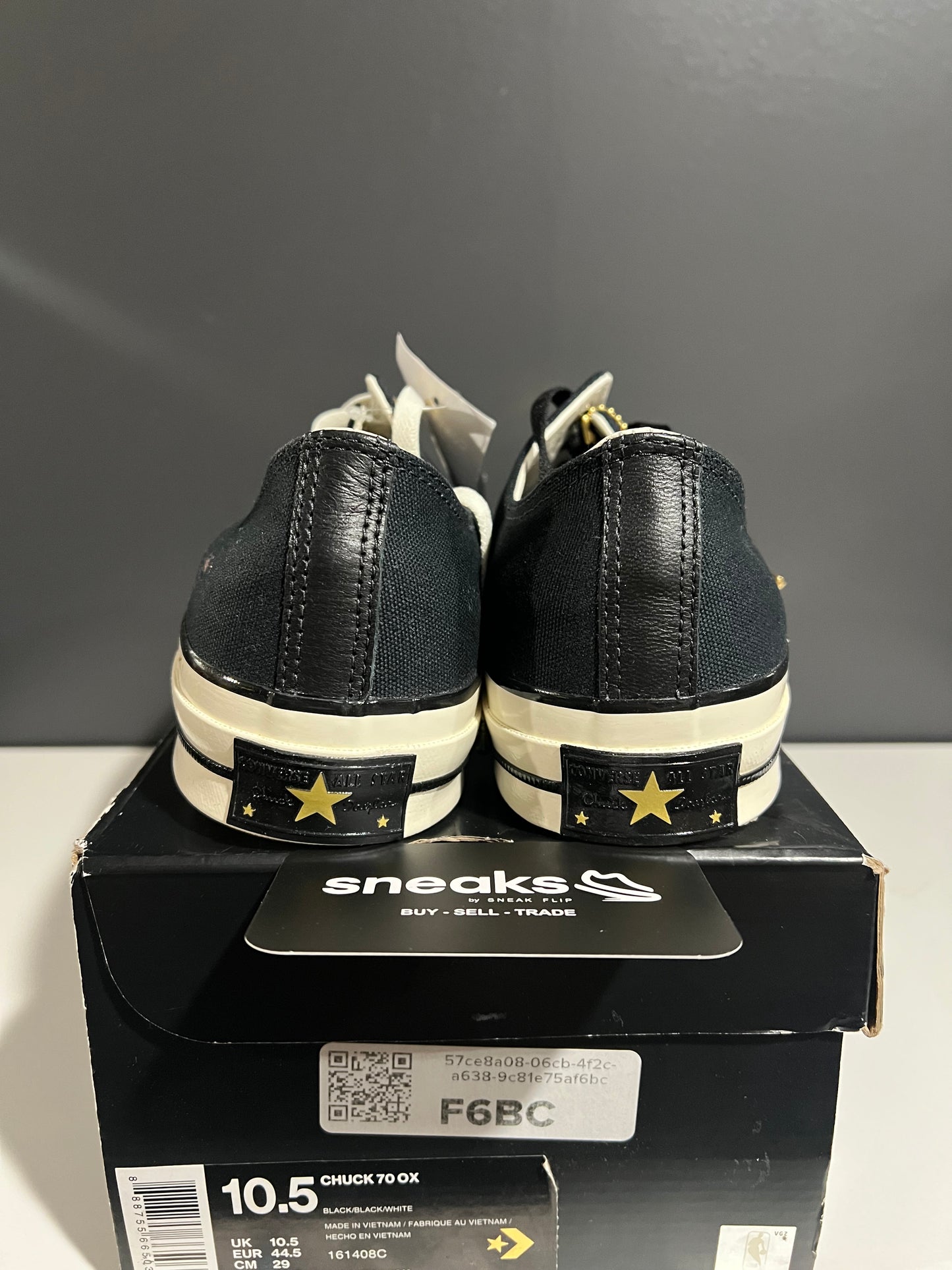 NEW Converse Chuck Taylor All Star Ox 30 and 40 161408C SIZE 10.5M OG ALL JN25-312