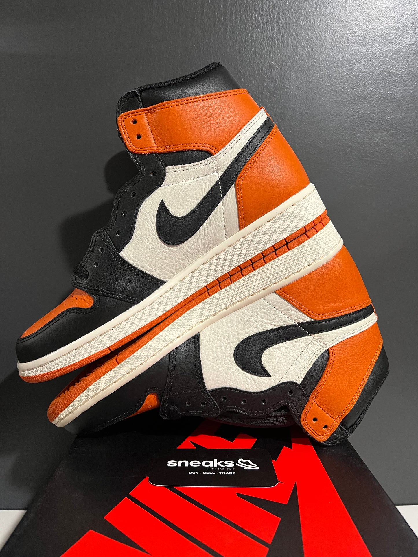 NEW Air Jordan 1 Retro High OG Shattered Backboard 2015 555088-005 SIZE 9M OG ALL