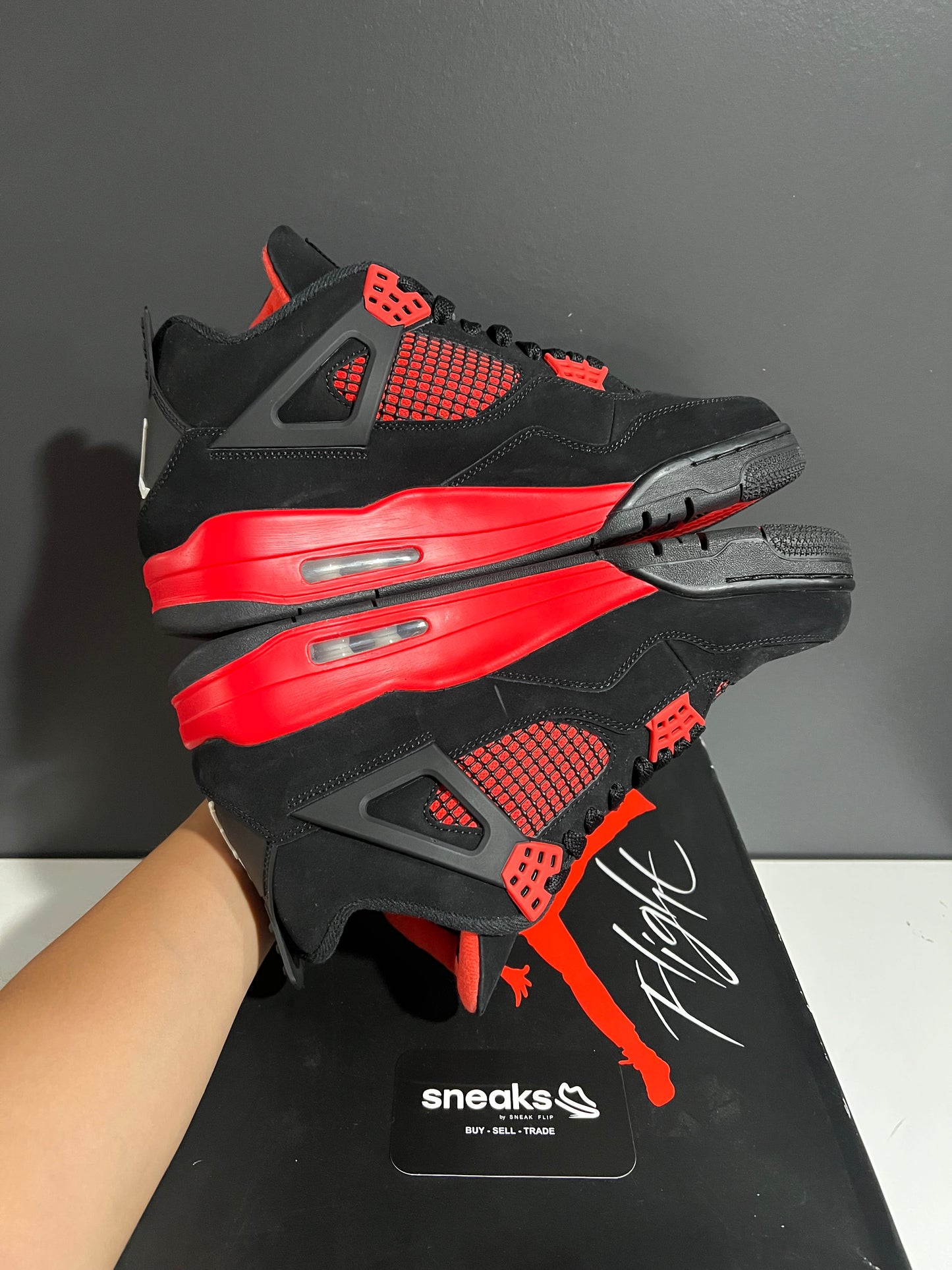 USED Air Jordan 4 Retro Red Thunder CT8527-016 SIZE 10M OG ALL AG25-113