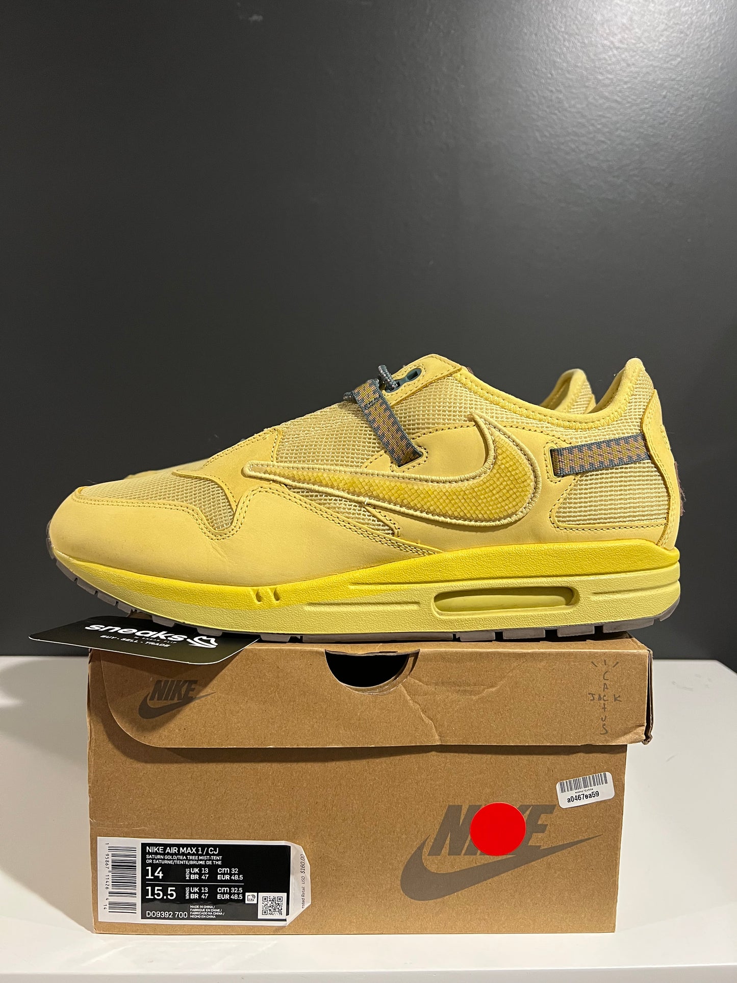 USED Travis Scott x Air Max 1 Saturn Gold DO9392-700 SIZE 14M OG ALL